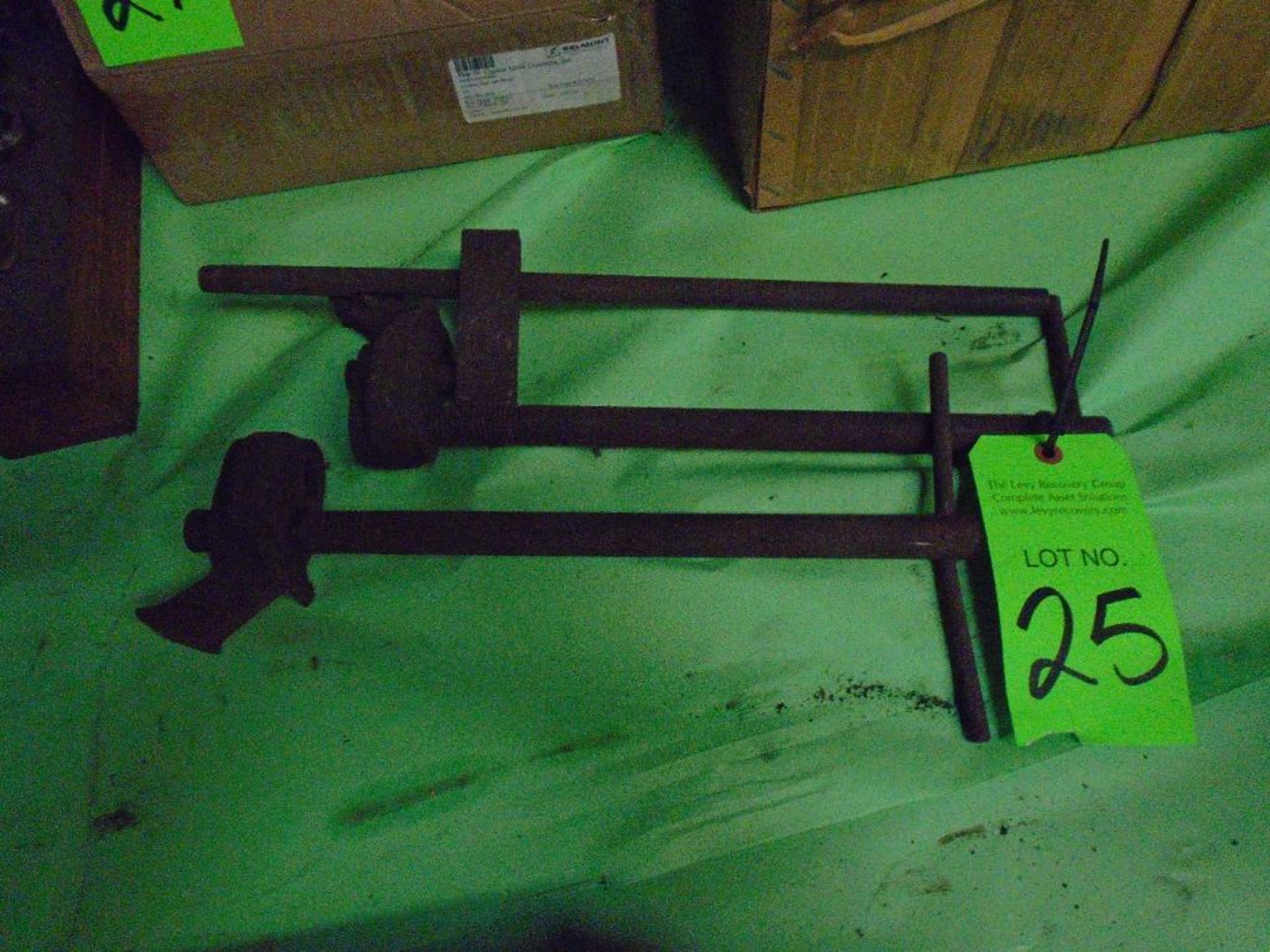 Lot of 2 Clamps - Image 2 of 2