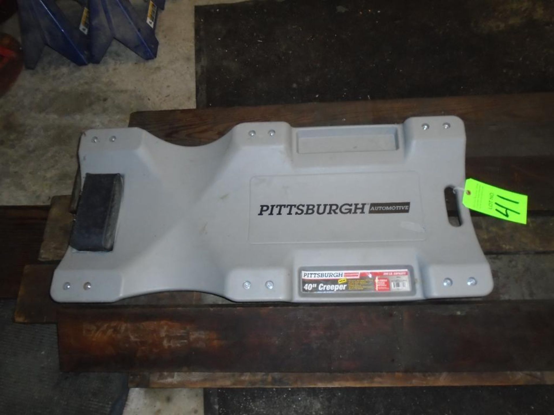 Pittsburgh 40" Creeper Low Profile 300lb Capacity