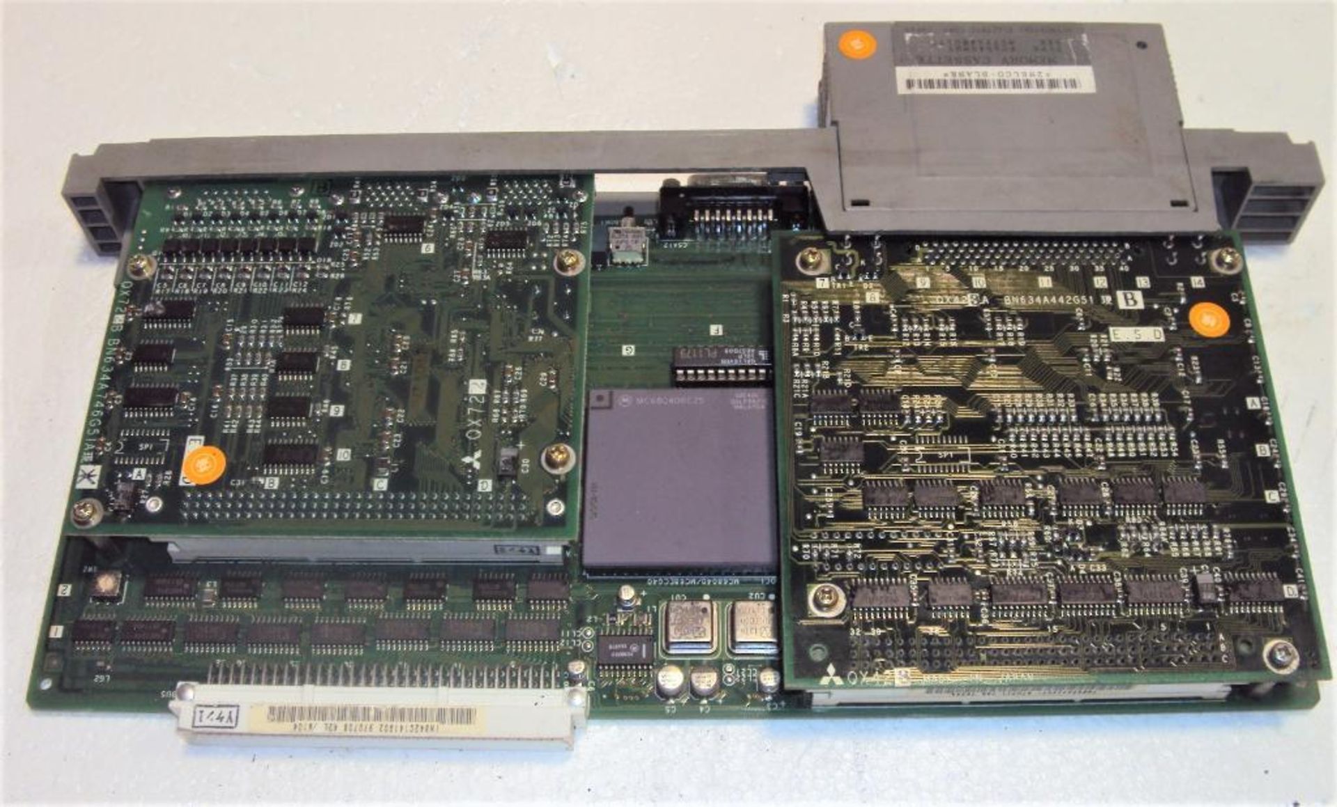 Mitsubishi Mazatrol QX141C BN634A617G52 CPU Module w/ (2) Memory Cassettes QX812 & QX818 and BN634A7 - Image 5 of 7