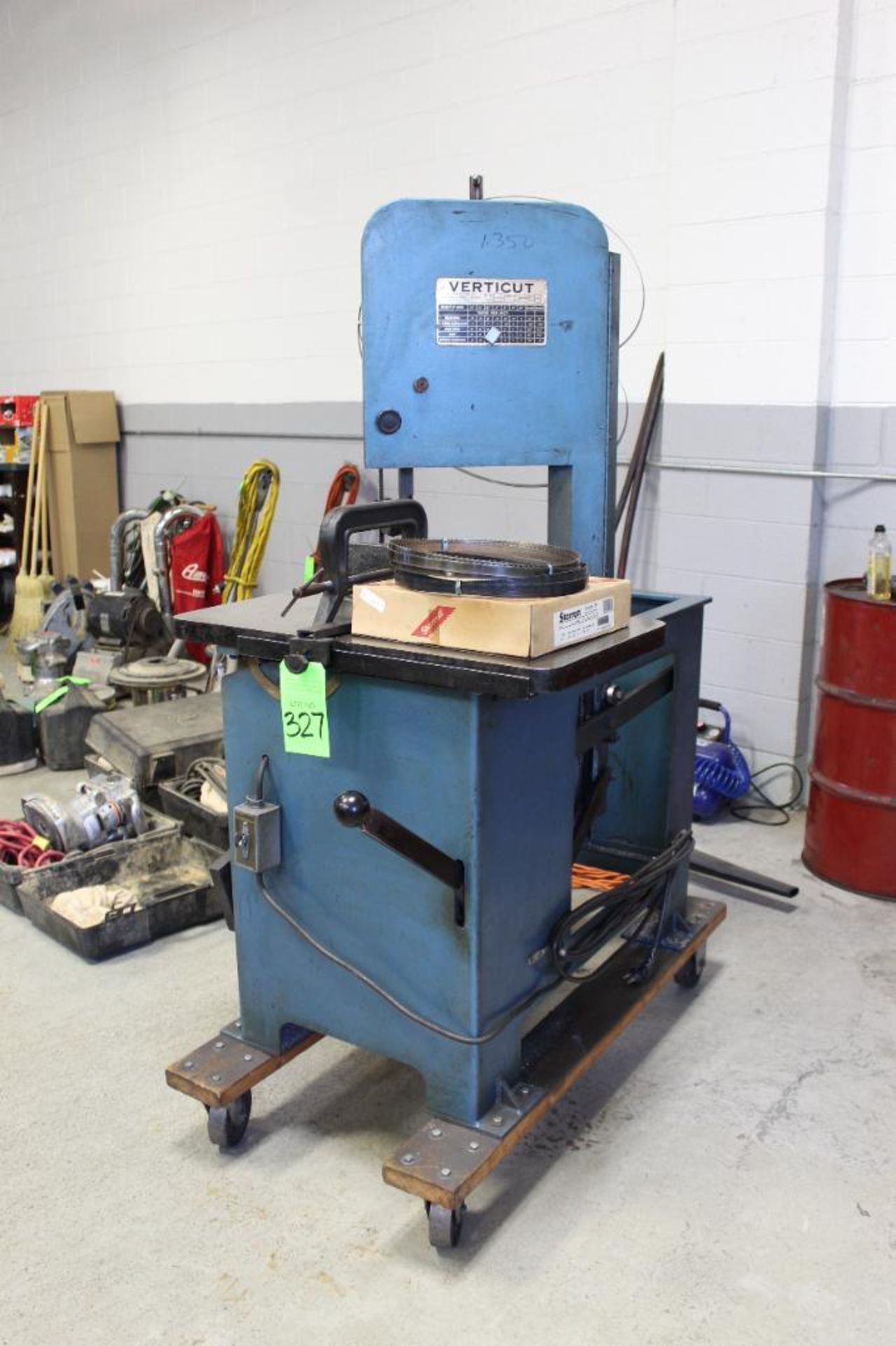 Verticut Model 114-A Vertical Band Saw on rolling base
