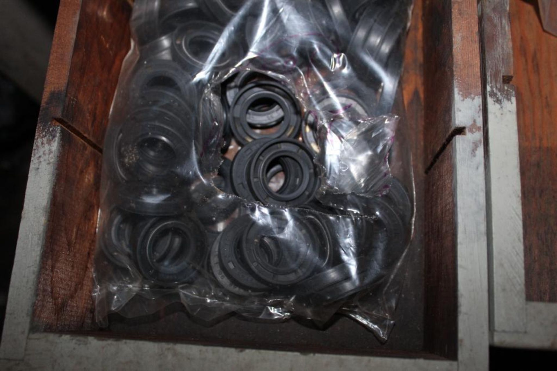 Organizer Of Assorted Pump Seals - Image 14 of 16