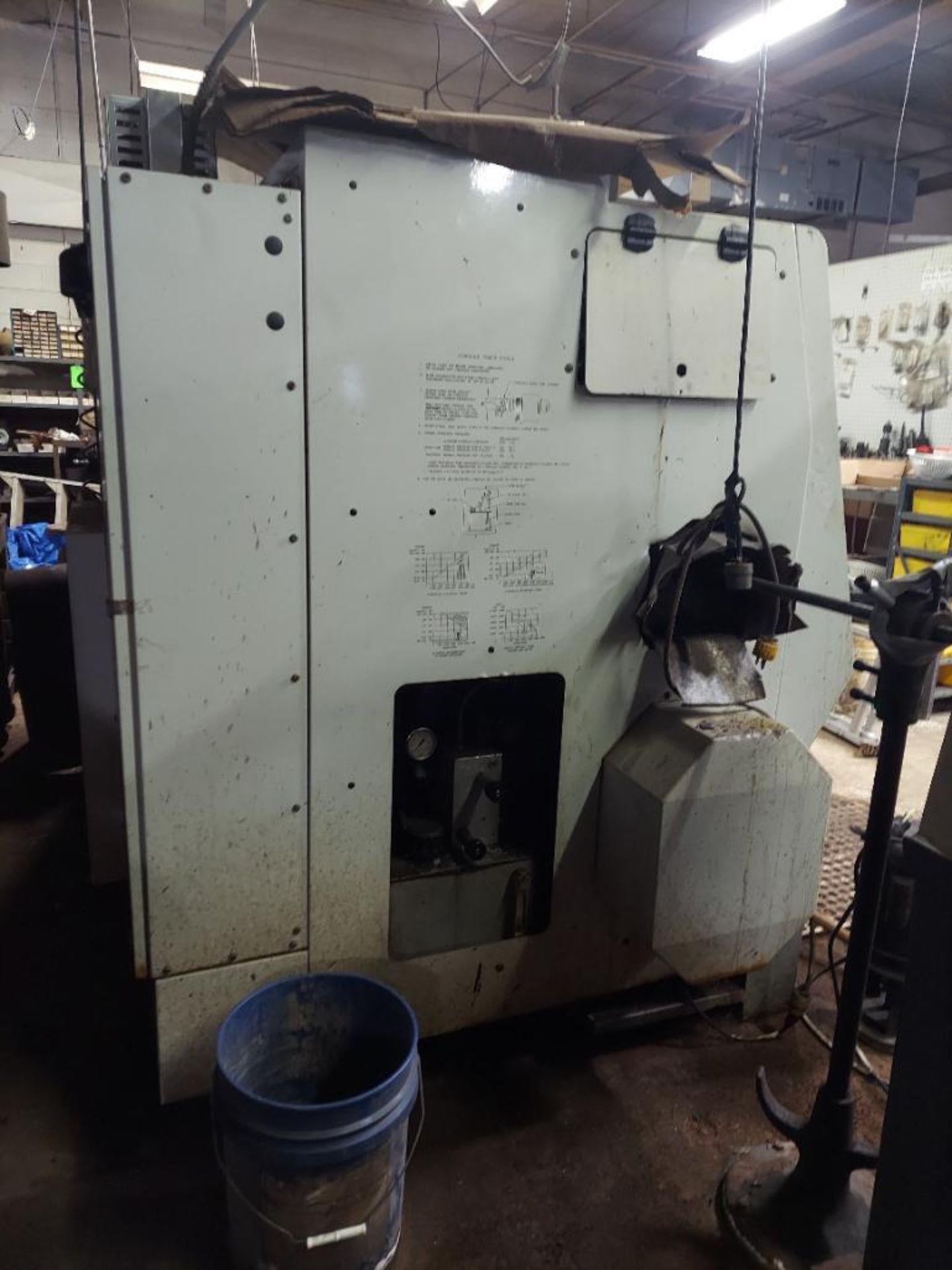 2005 Haas SL-20T CNC Lathe **Issue with Control - Image 9 of 9