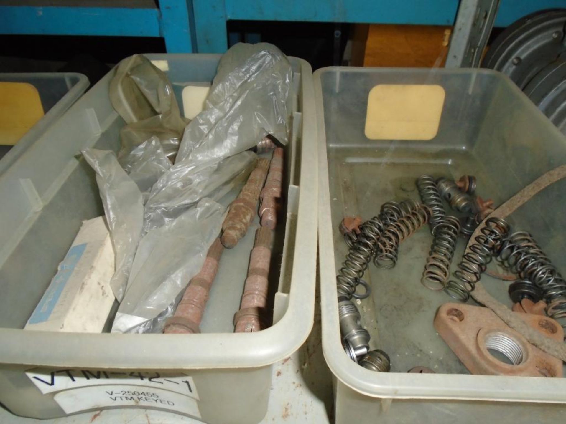 Lot Of Vickers Vane Pump Parts - Image 10 of 14
