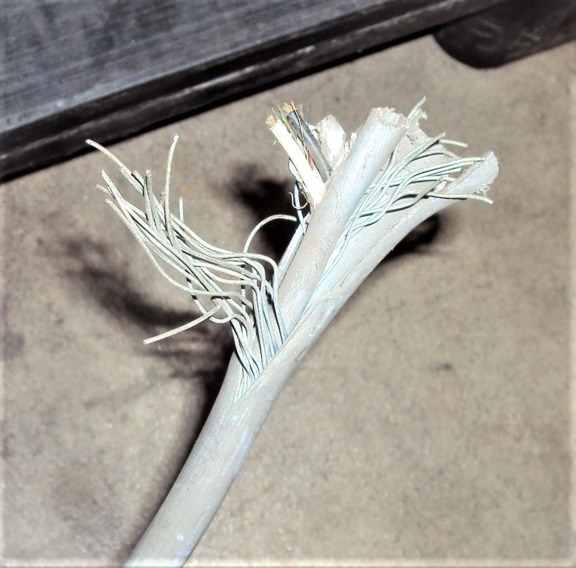 Pallet Multi Conductor Wire - Image 7 of 7