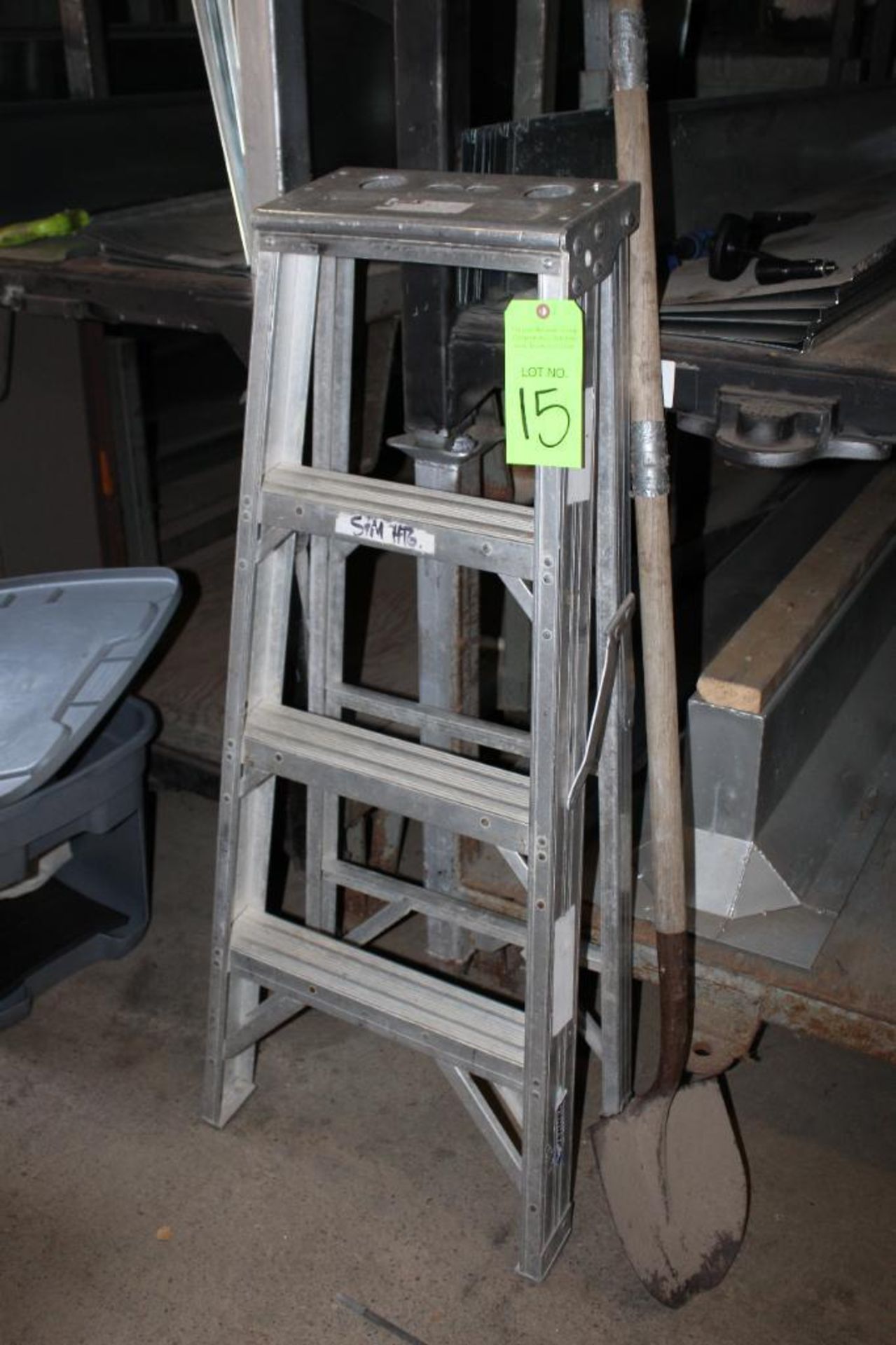 4' Aluminum Ladder - Image 2 of 2