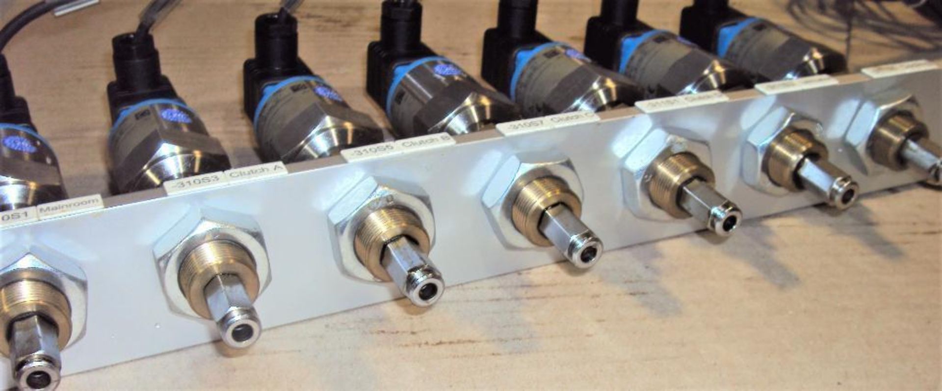 Lot of (7) Endress + Hauser PMC131-A11F1A1Q Pressure Transducers - Image 4 of 4