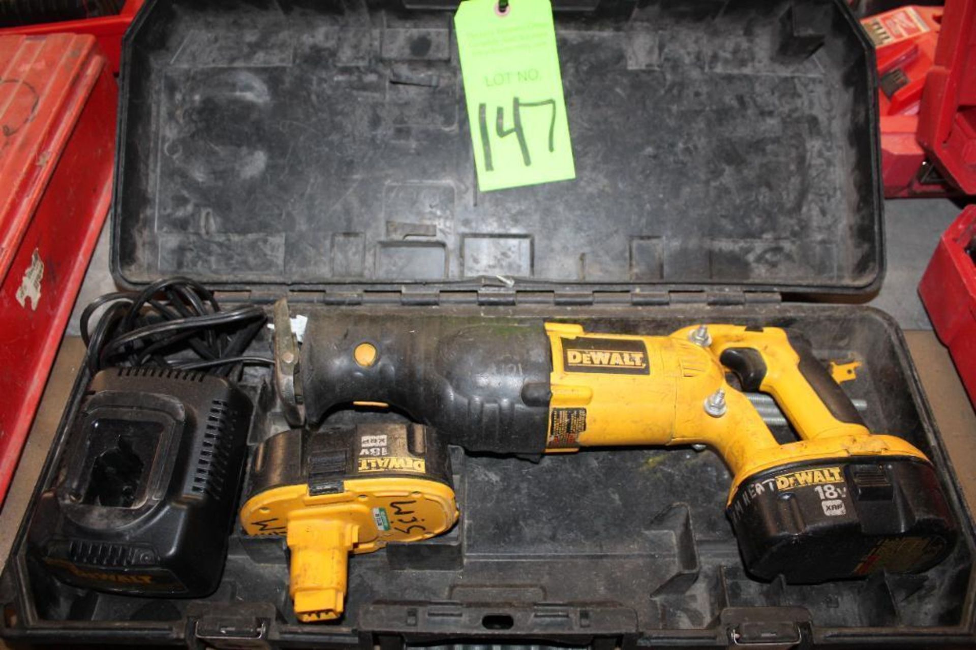 Dewalt 18v Sawzall with 1 Charger and 2 Batteries