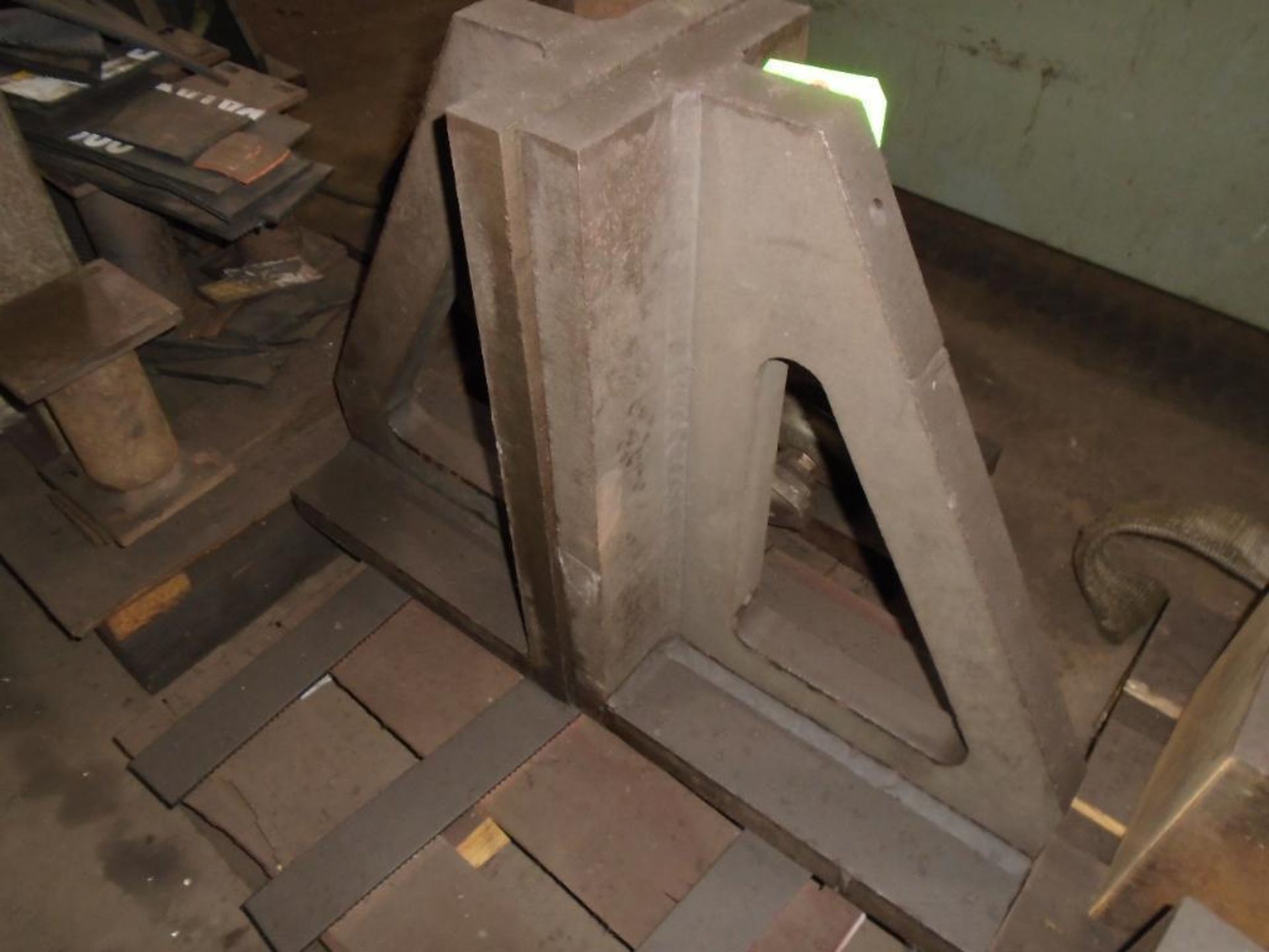 Set of (2) Angle Plates 15-1/2 x 9" x 23" - Image 3 of 3