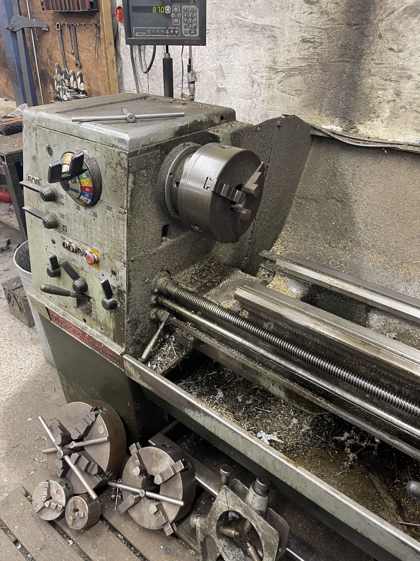 Colchester Triumph 2000 GAP BED LATHE, taper turning, 3 and 4 jaw chucks, fixed steady, approx - Image 3 of 5