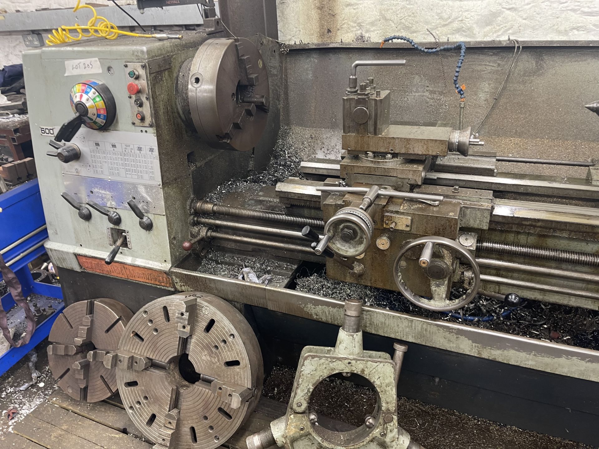 Colchester Mastiff 1400 GAP BED LATHE, taper turning, 3 and 4 jaw chucks, face plate, fixed - Image 2 of 4