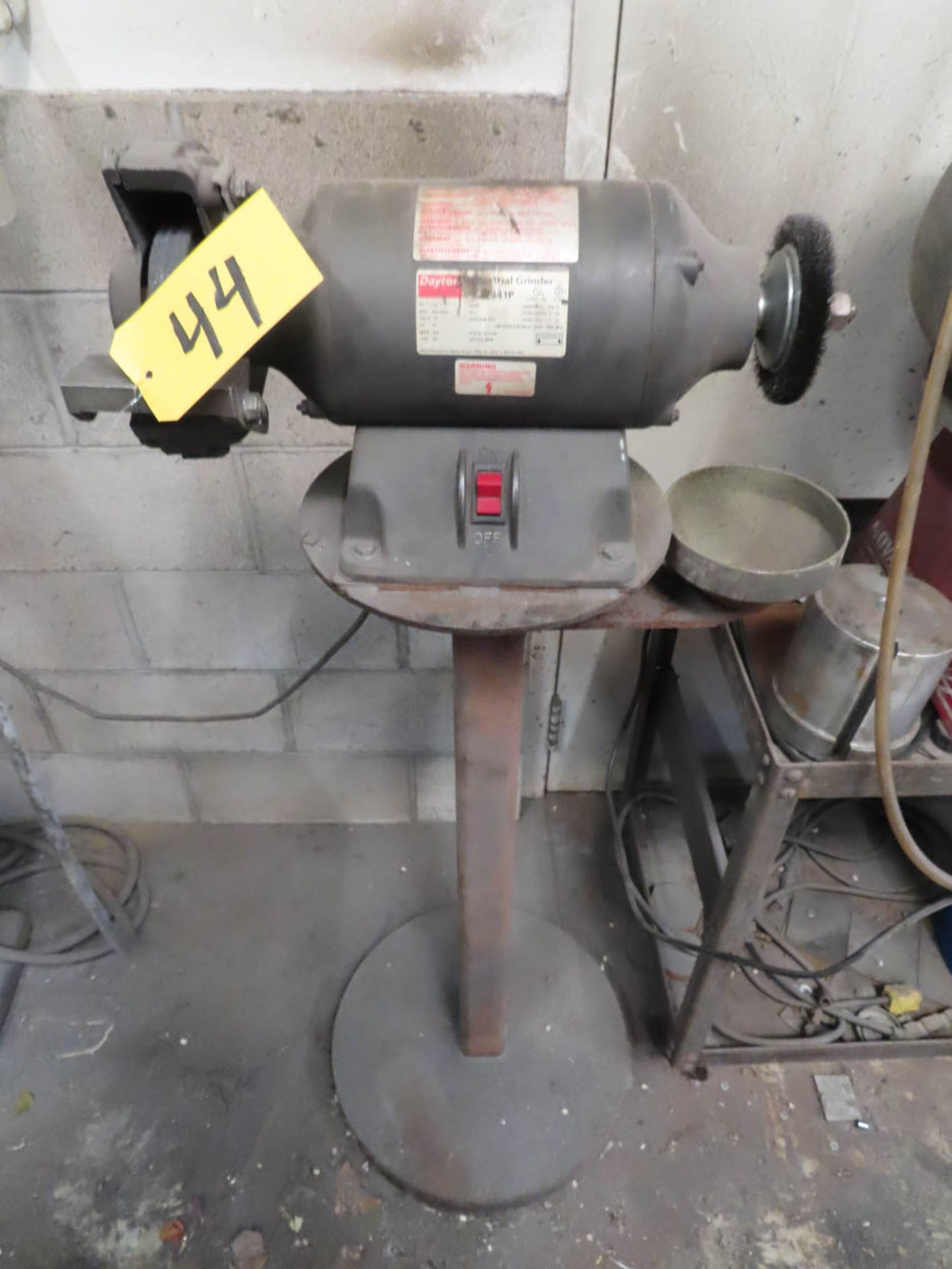 Dayton 1/2HP Double End Pedestal Grinder