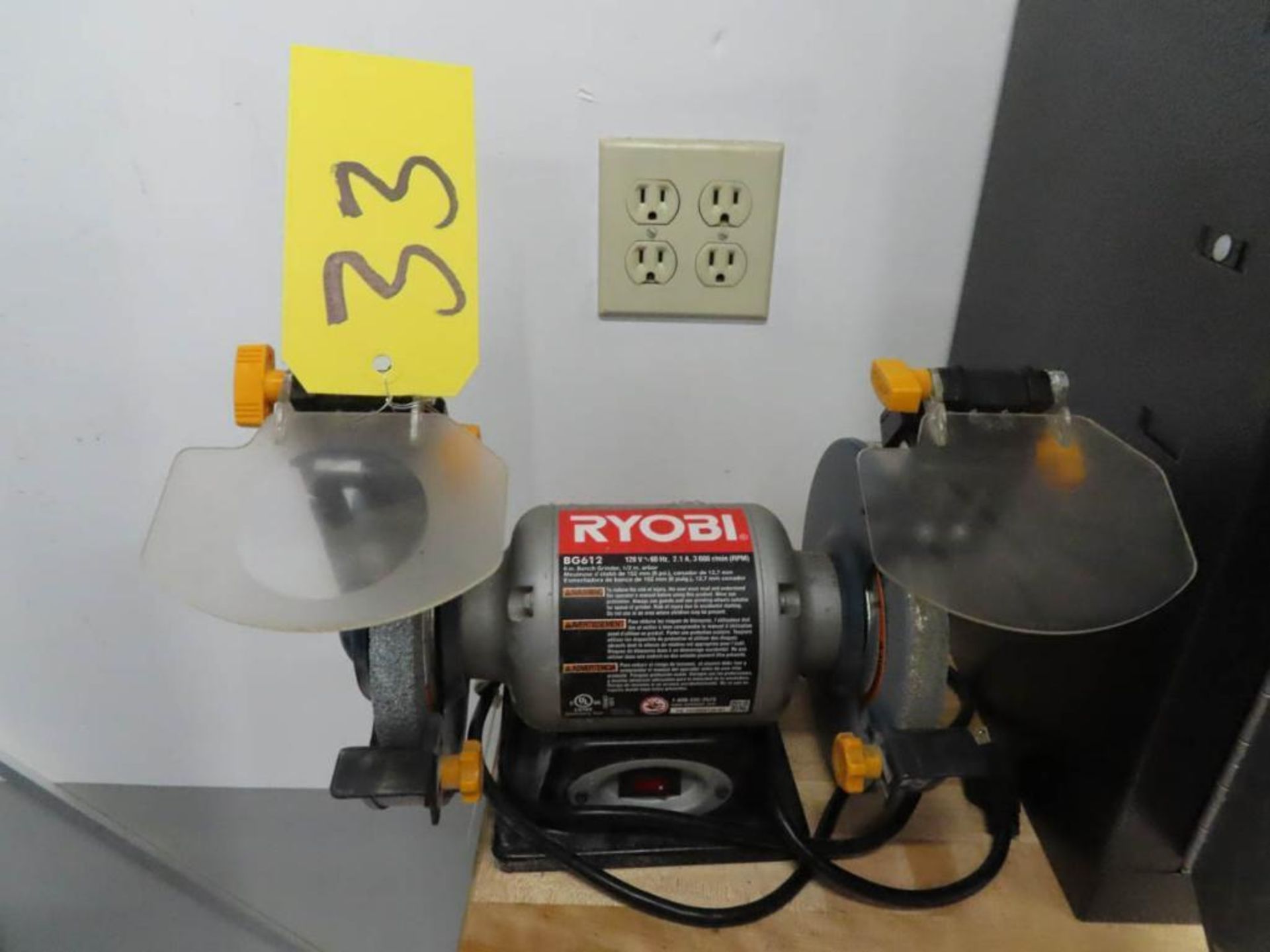 Ryobi BG612 Double End Bench Grinder - Image 2 of 2