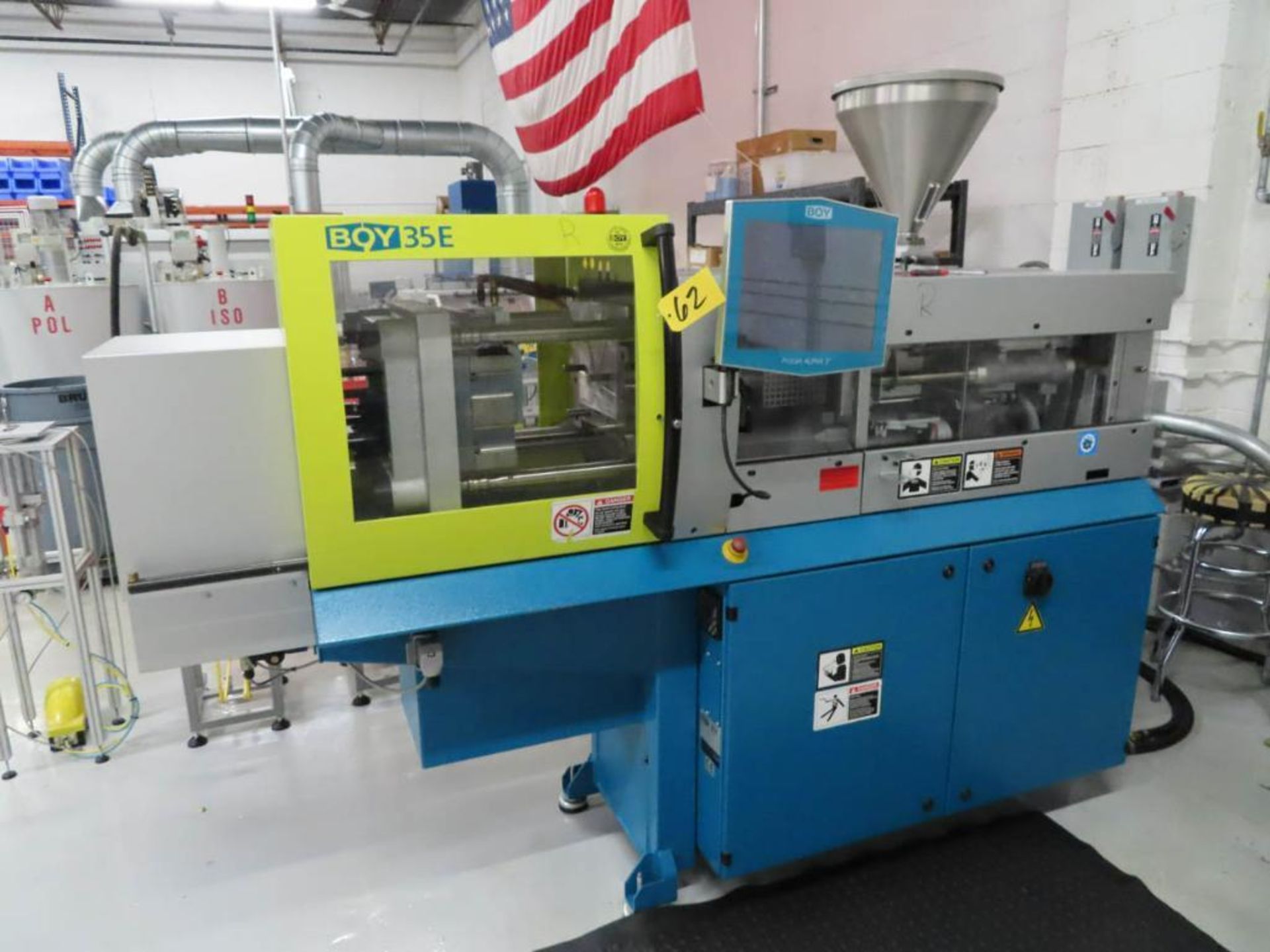Boy, Mdl.35E, 4-Tie Bar Hydraulic Reciprocating Screw Type Injection Molding Machine (2014) - Image 2 of 15