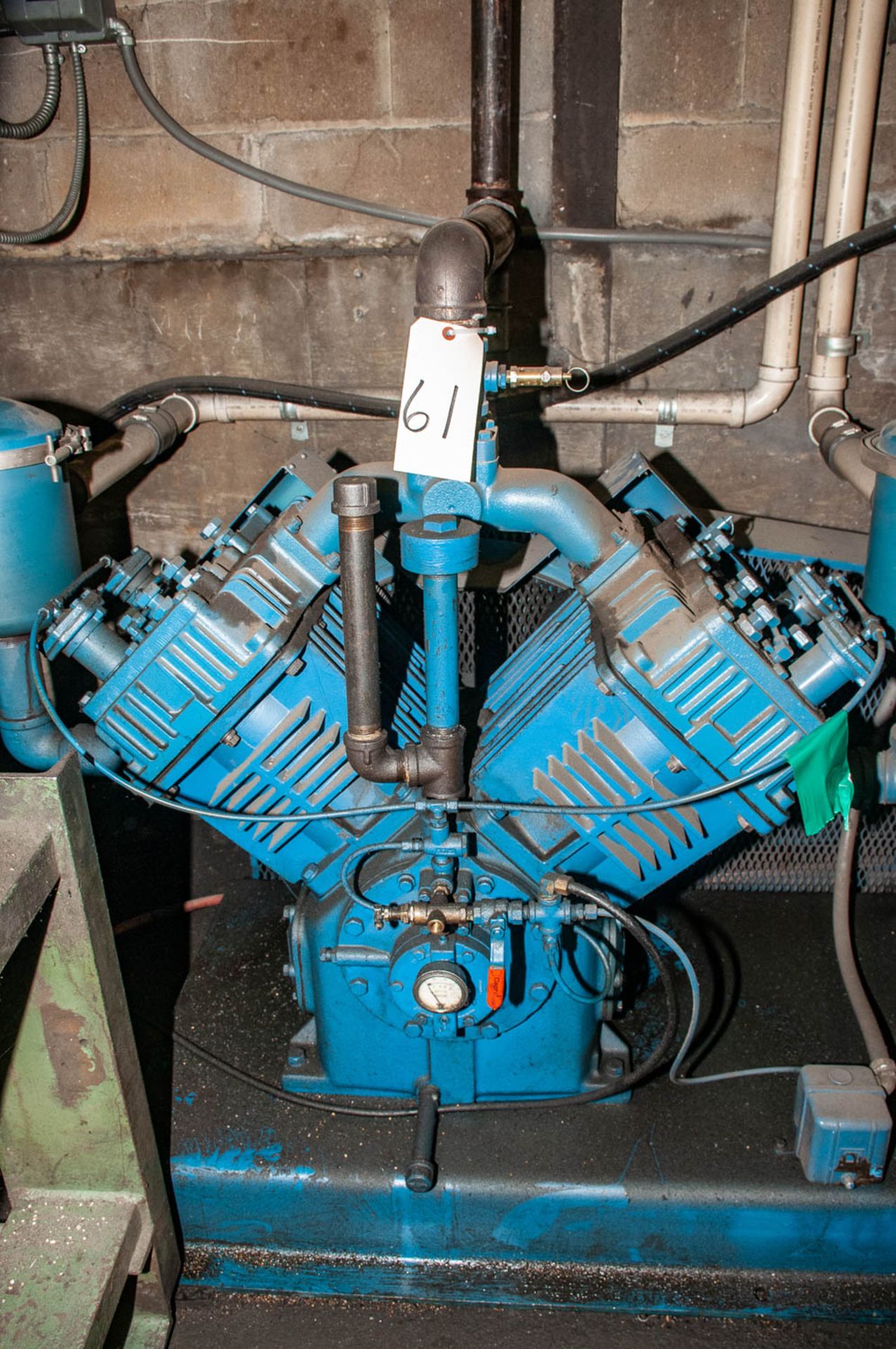 Air Compressor - Image 2 of 3