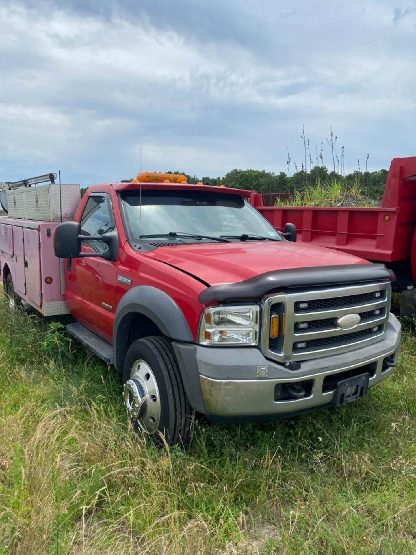 2005 Ford F550 XLT Superduty Service Truck - Image 21 of 32