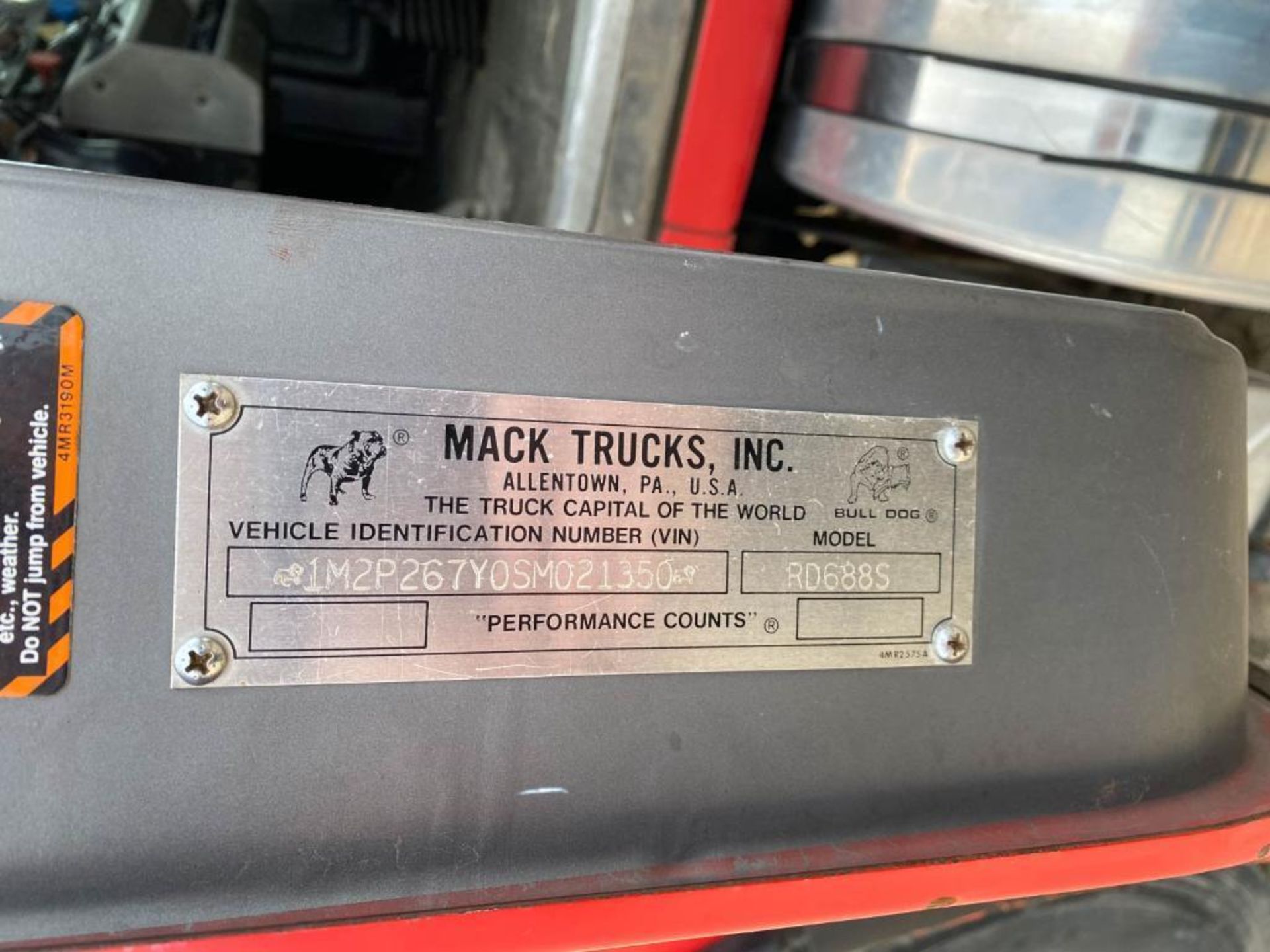 1995 MACK RD688S Diesel Tractor, Day Cab - Image 45 of 56