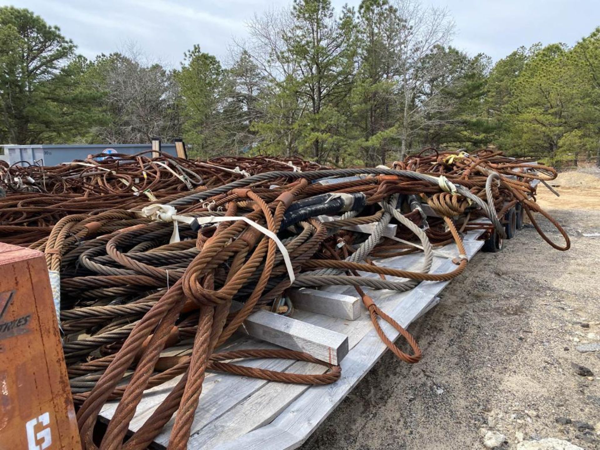 Lot of Assorted Size Wire Rope Rigging Slings - Image 5 of 38