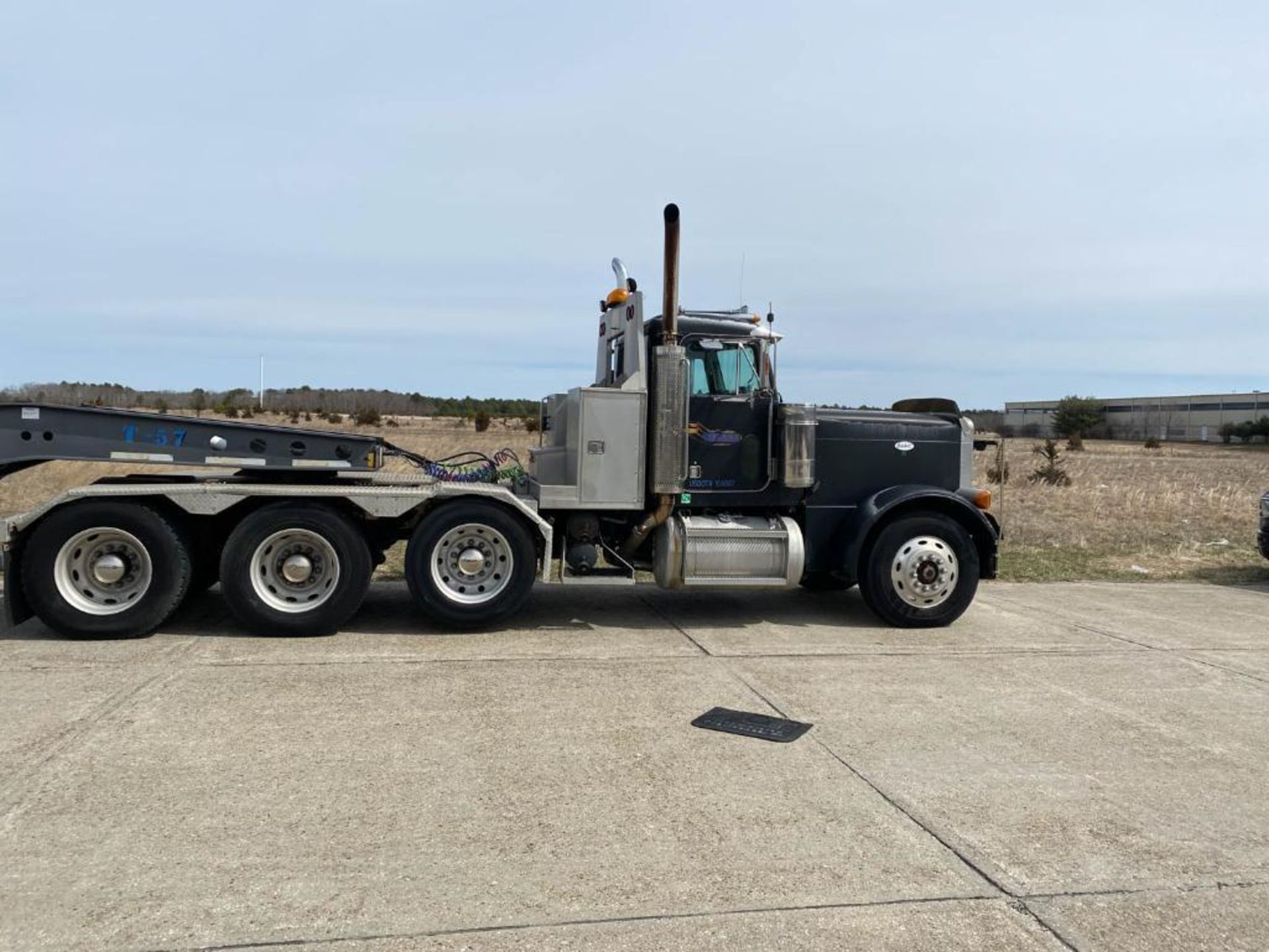 1996 Peterbilt 379 Heavy Haul Tri-Axle Tractor, 160,060 GVWR - Image 44 of 46