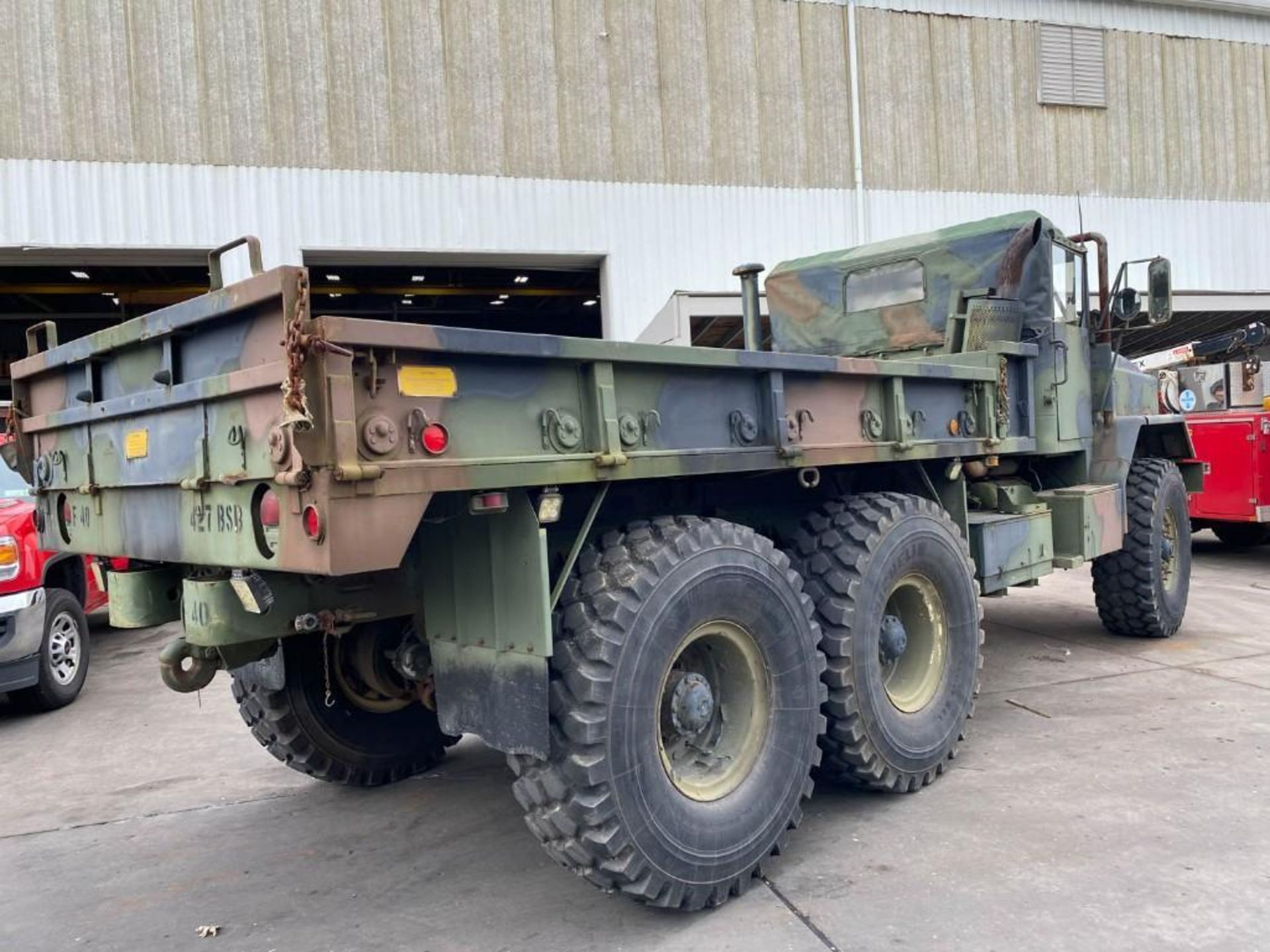 1985 AM GENERAL 2-1/2-Ton 6X6 Military Vehicle - Image 26 of 56