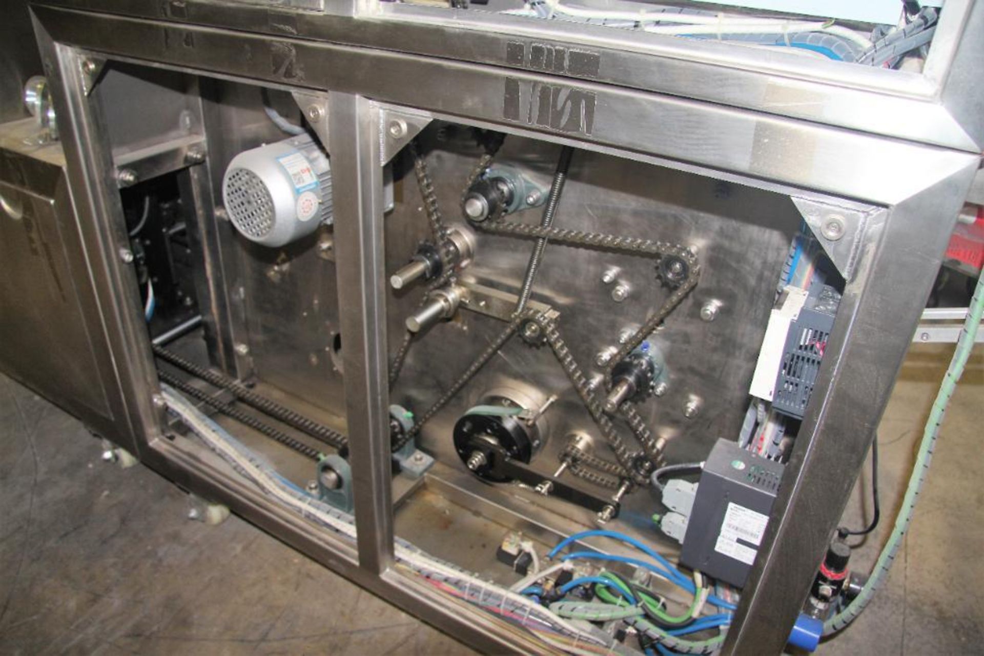 Stainless Steel Horizontal Full Servo Box Motion Flow Packing Machine, Mdl.680XWS - Image 12 of 16