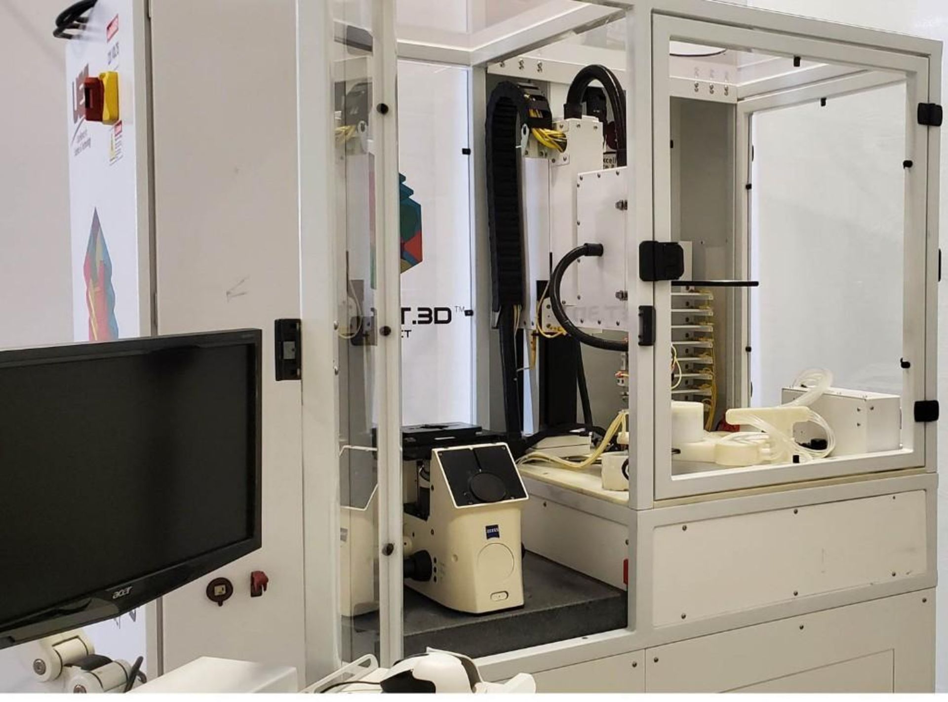 2013 UES Model Robomet 3D Automated Robotic Metallographic Preparation and 3D Photo System - Image 2 of 53