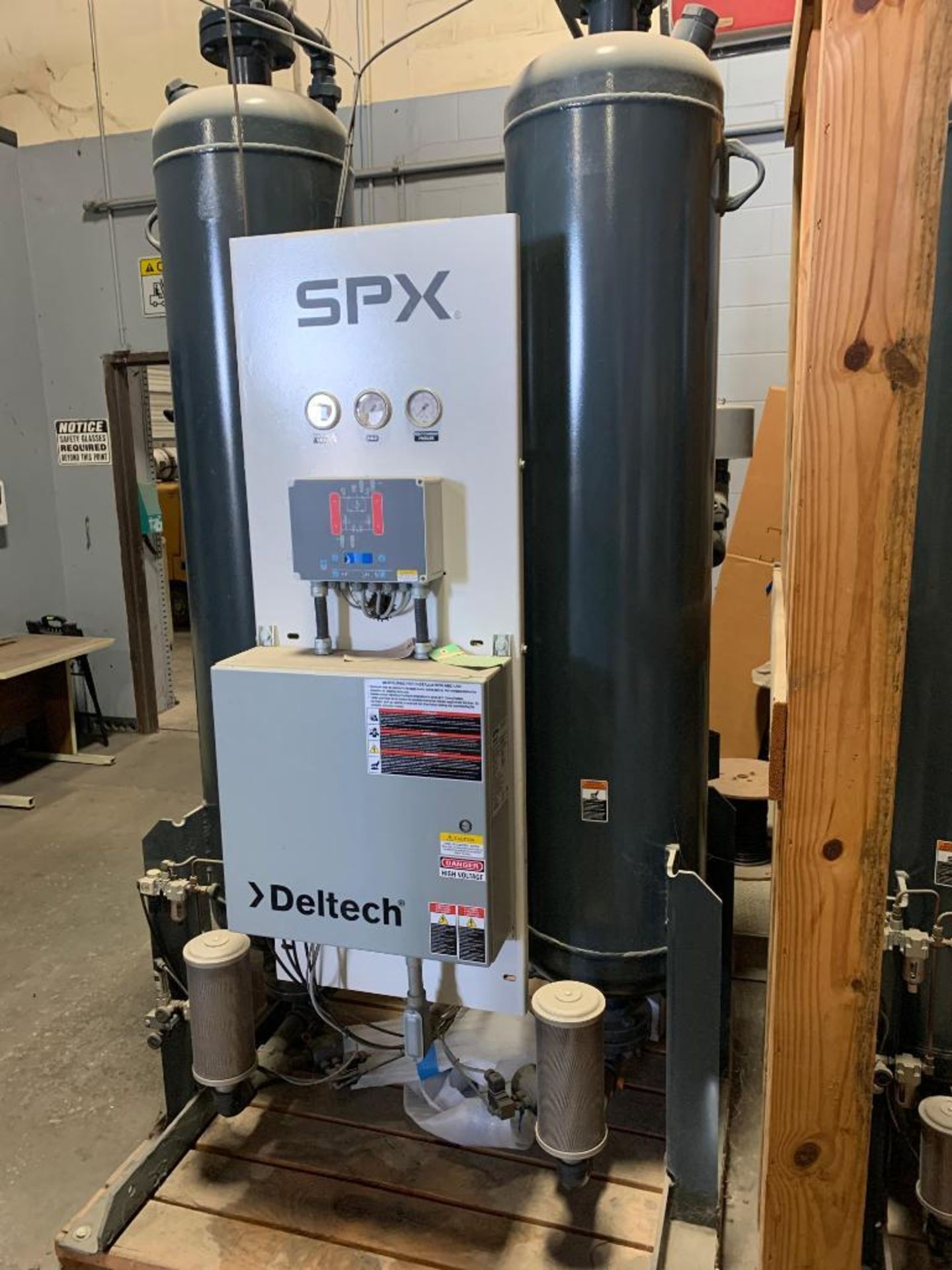Deltech RP400 Externally Heated Desiccant Air Dryer 2014 - Image 2 of 7
