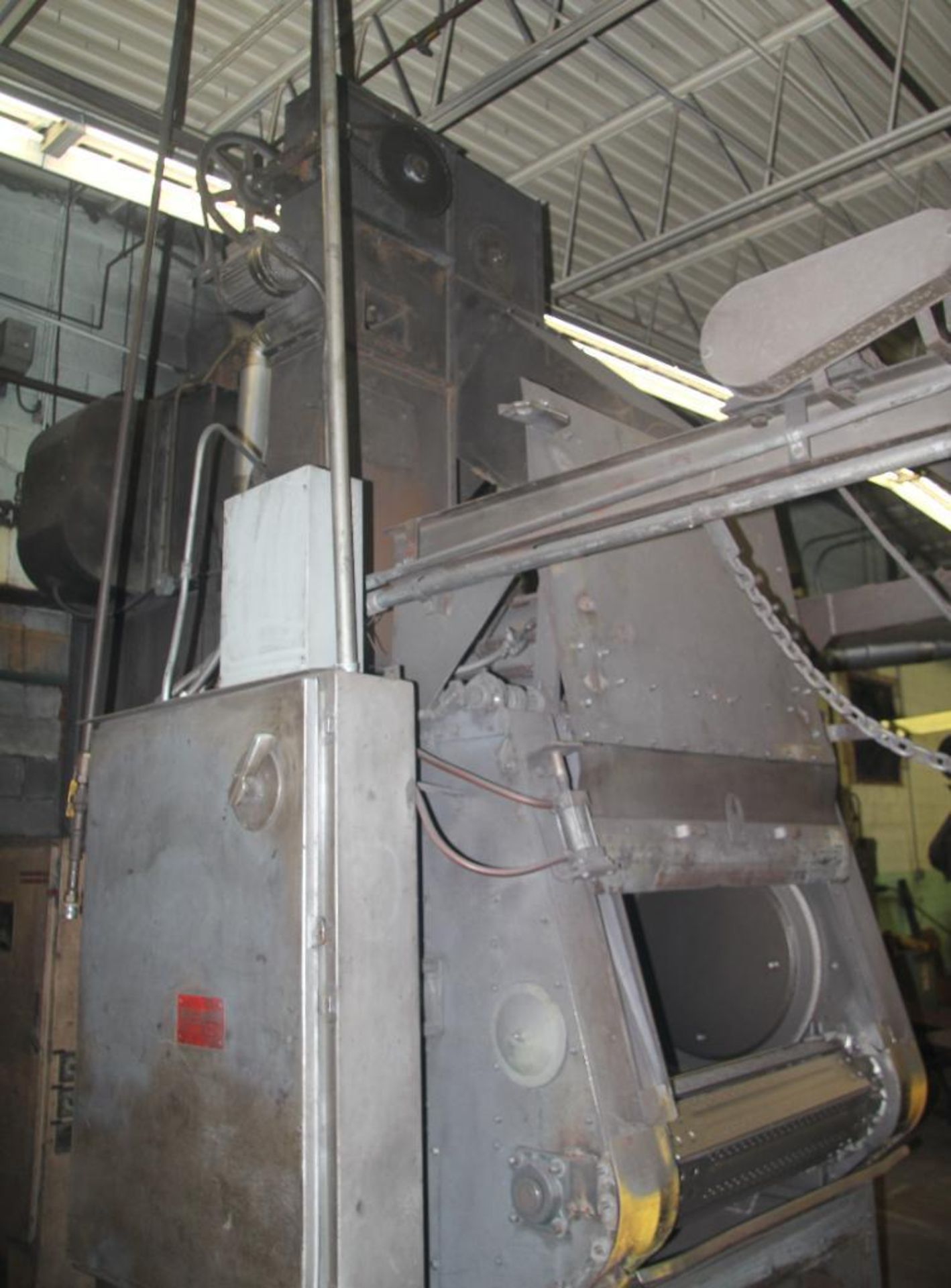 36" Wheelabrator Tumblast Finisher, Loader/Dumper, Dust Collector Unit S/N:129309 - Image 9 of 10