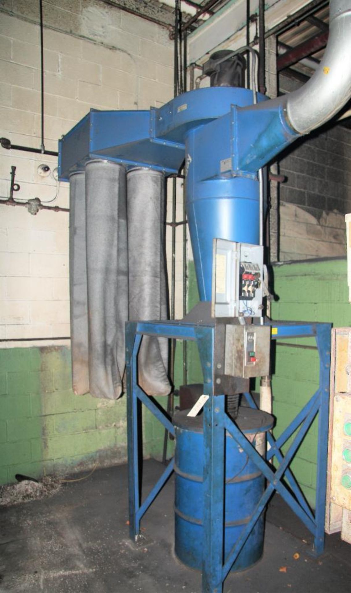 Torit Donaldson Mdl.20-5, 4-Bag Dust Collector, 5-HP, S/N:Na