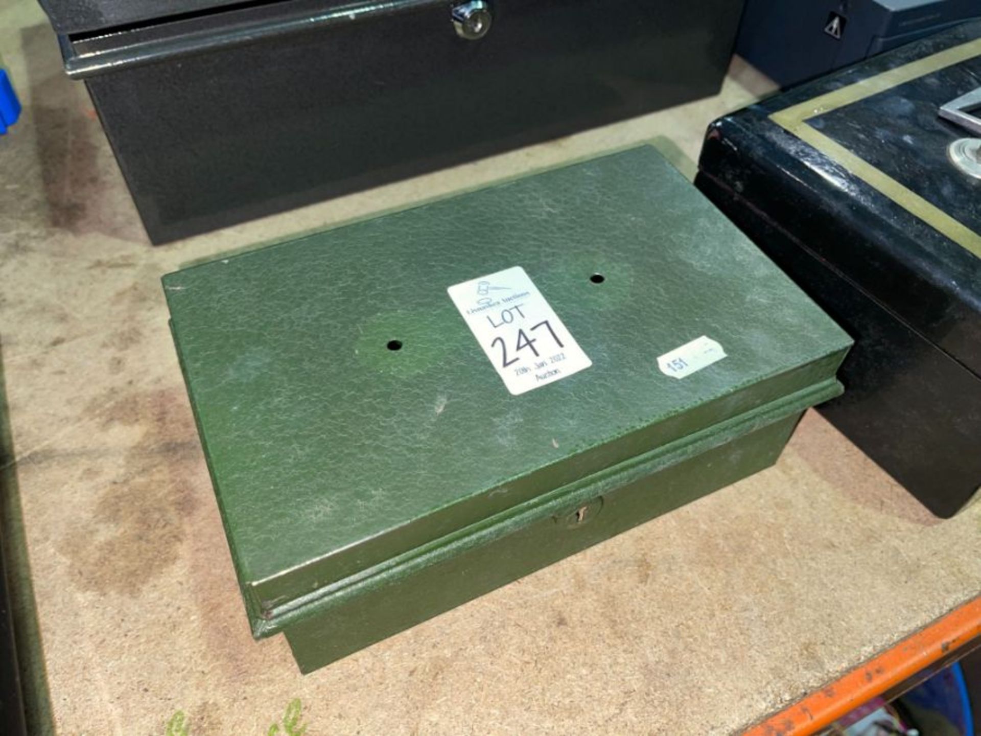 OLD GREEN CASH BOX