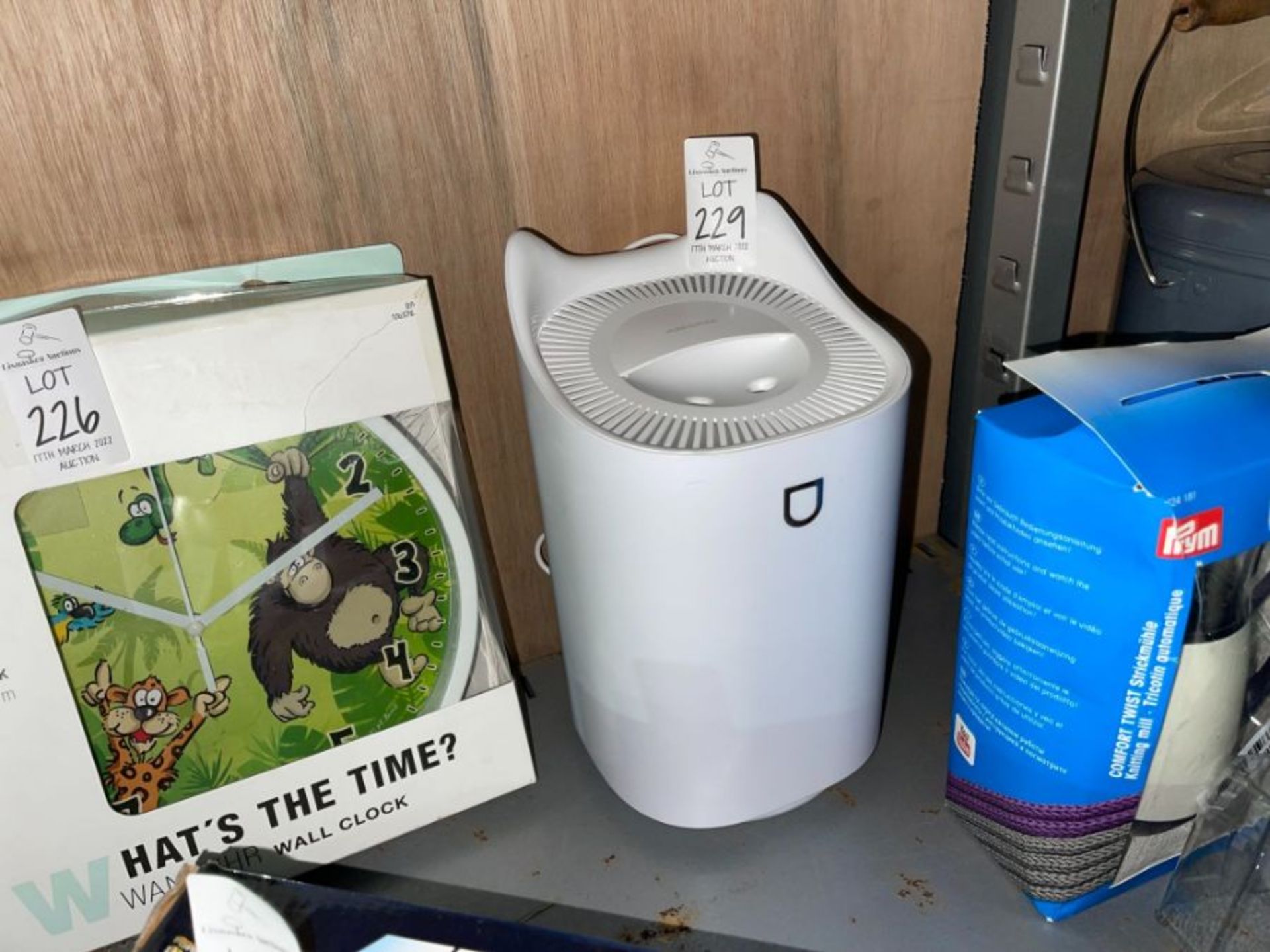 SMALL HUMIDIFIER