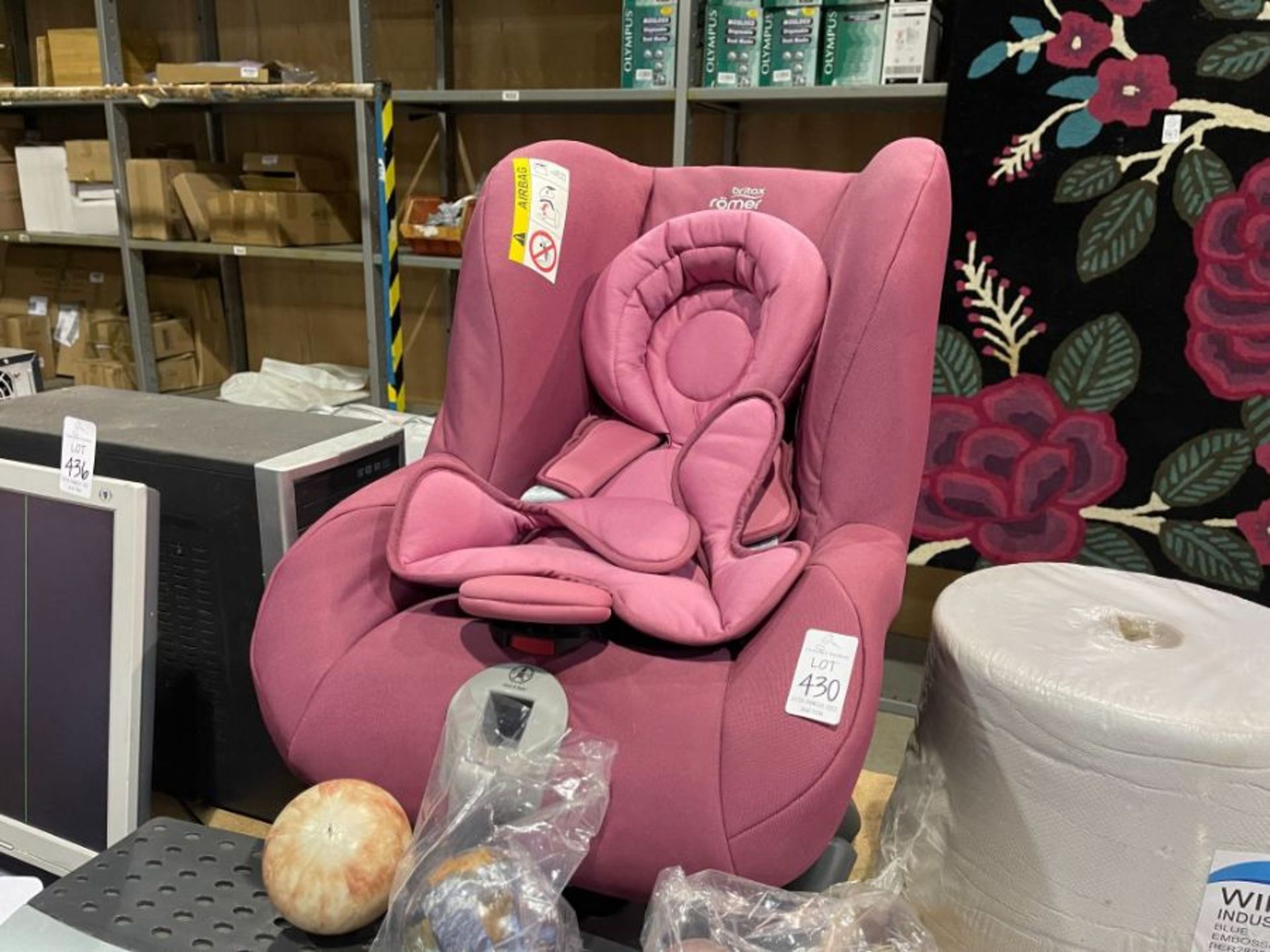 BRITAX ROMER PINK CAR SEAT