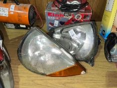 PAIR OF FORD FIESTA HEADLIGHTS