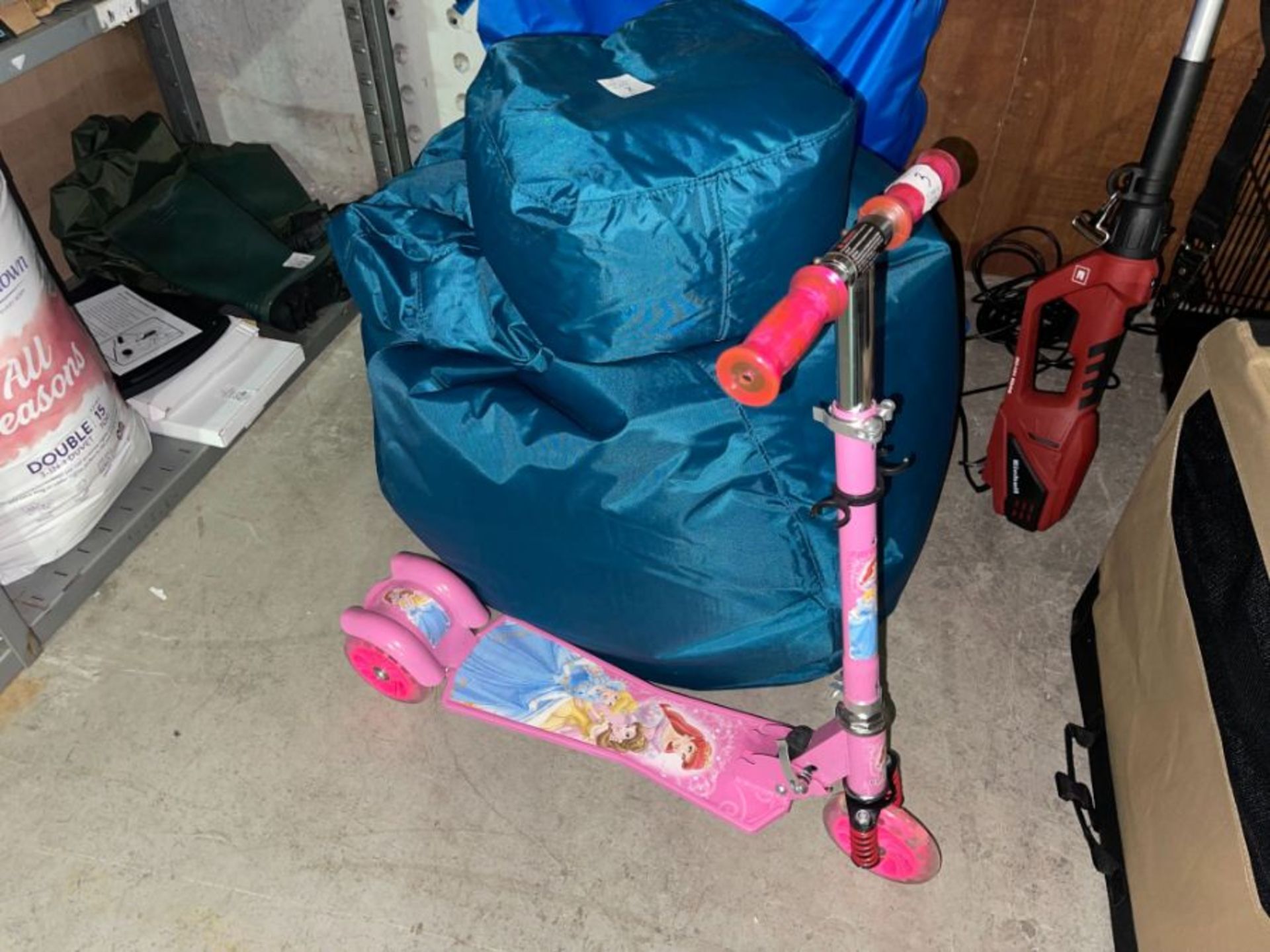 DISNEY PRINCESSES PINK SCOOTER