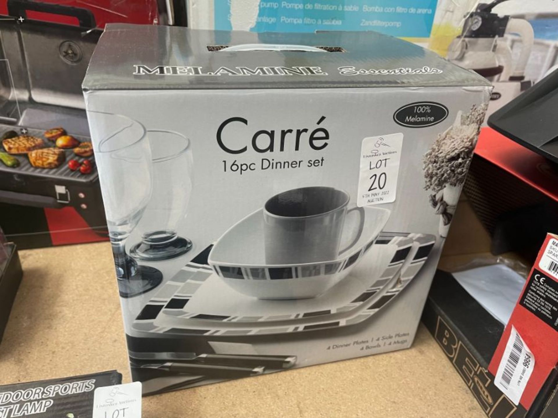 CARRE 16 PIECE DINNER SET