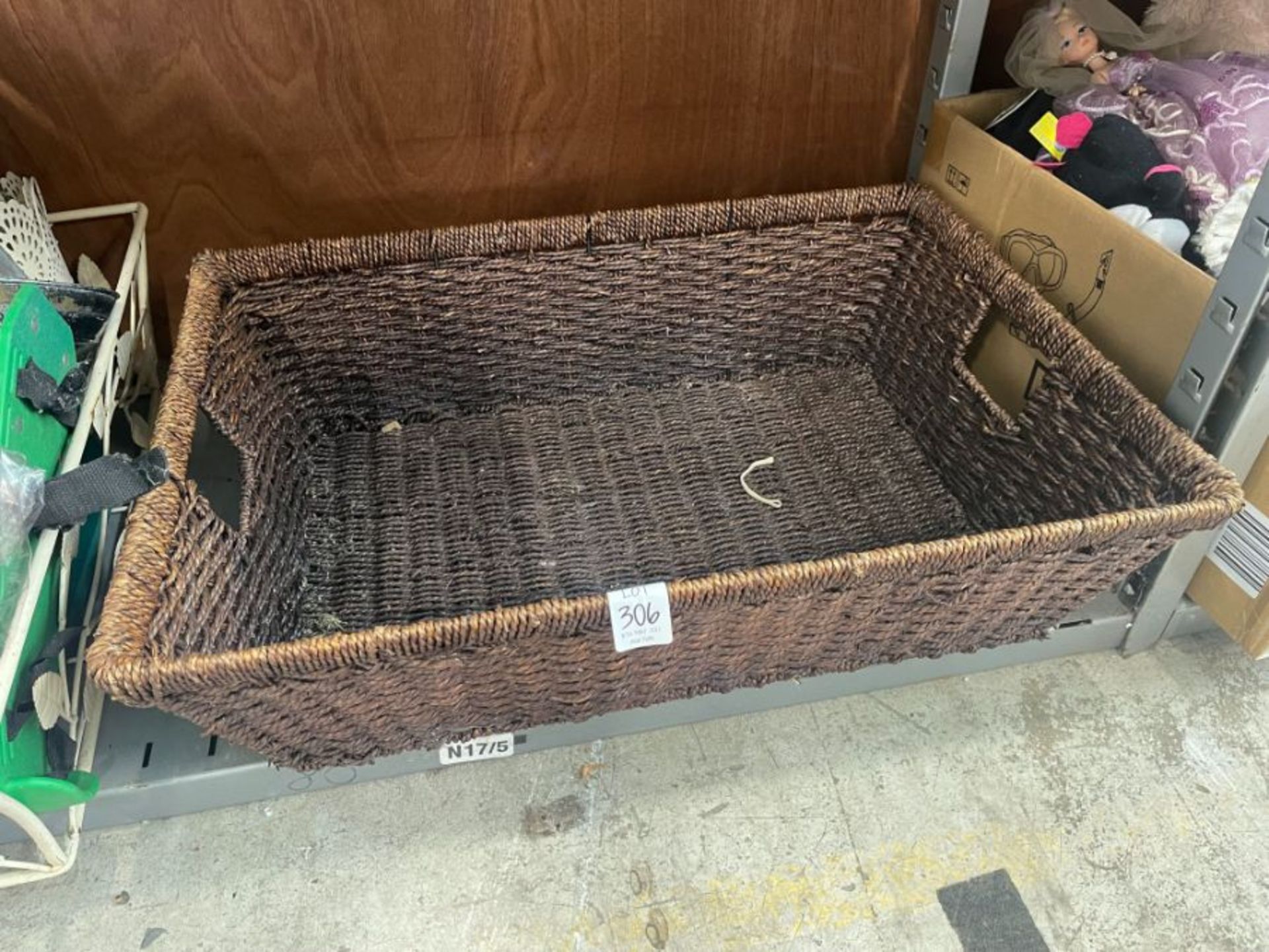 LARGE RECTANGULAR WICKET BASKET