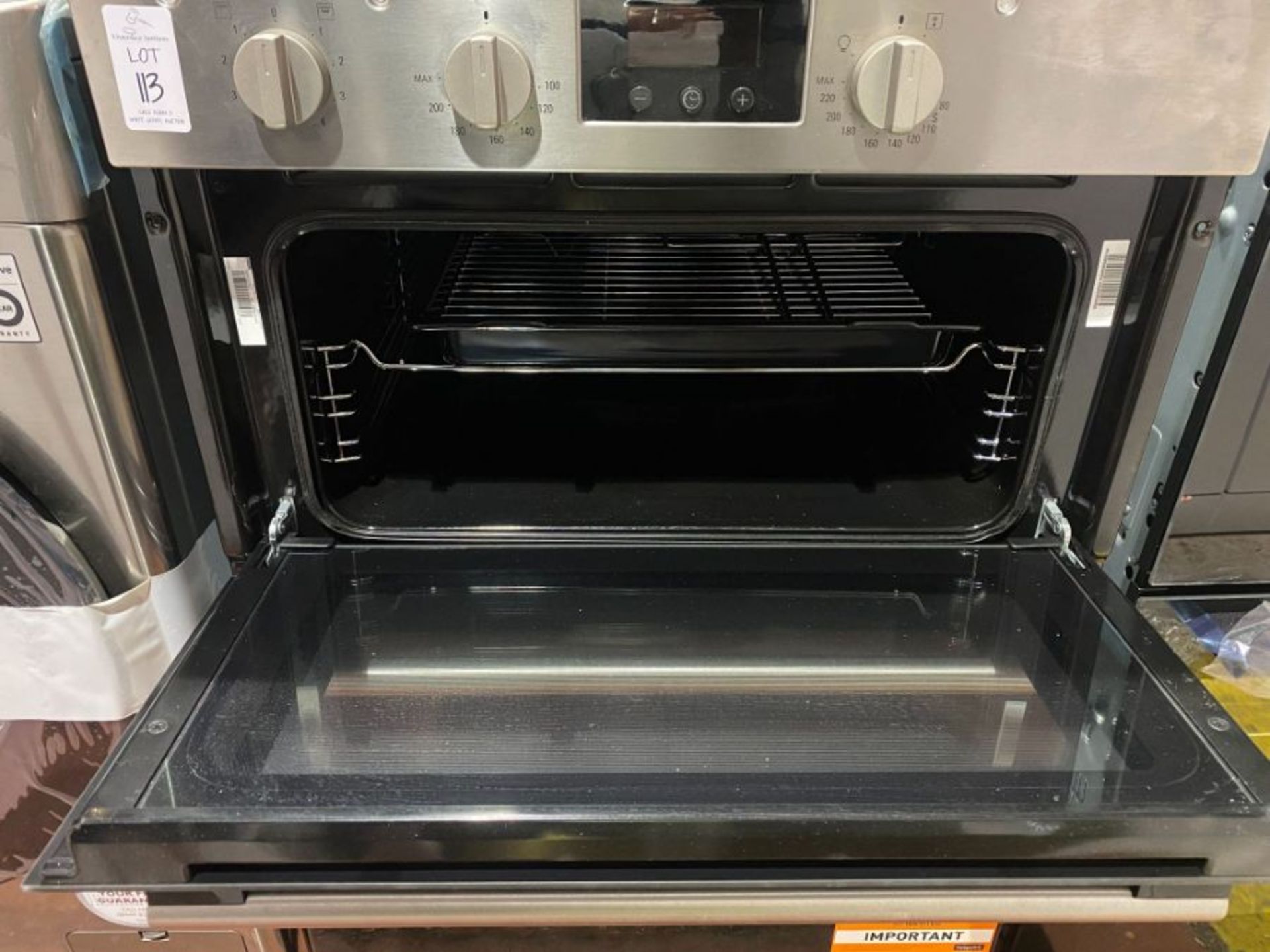 HOTPOINT INTEGRATED ELECTRIC DOUBLE OVEN & ESSENTIALS HOB - Image 3 of 3