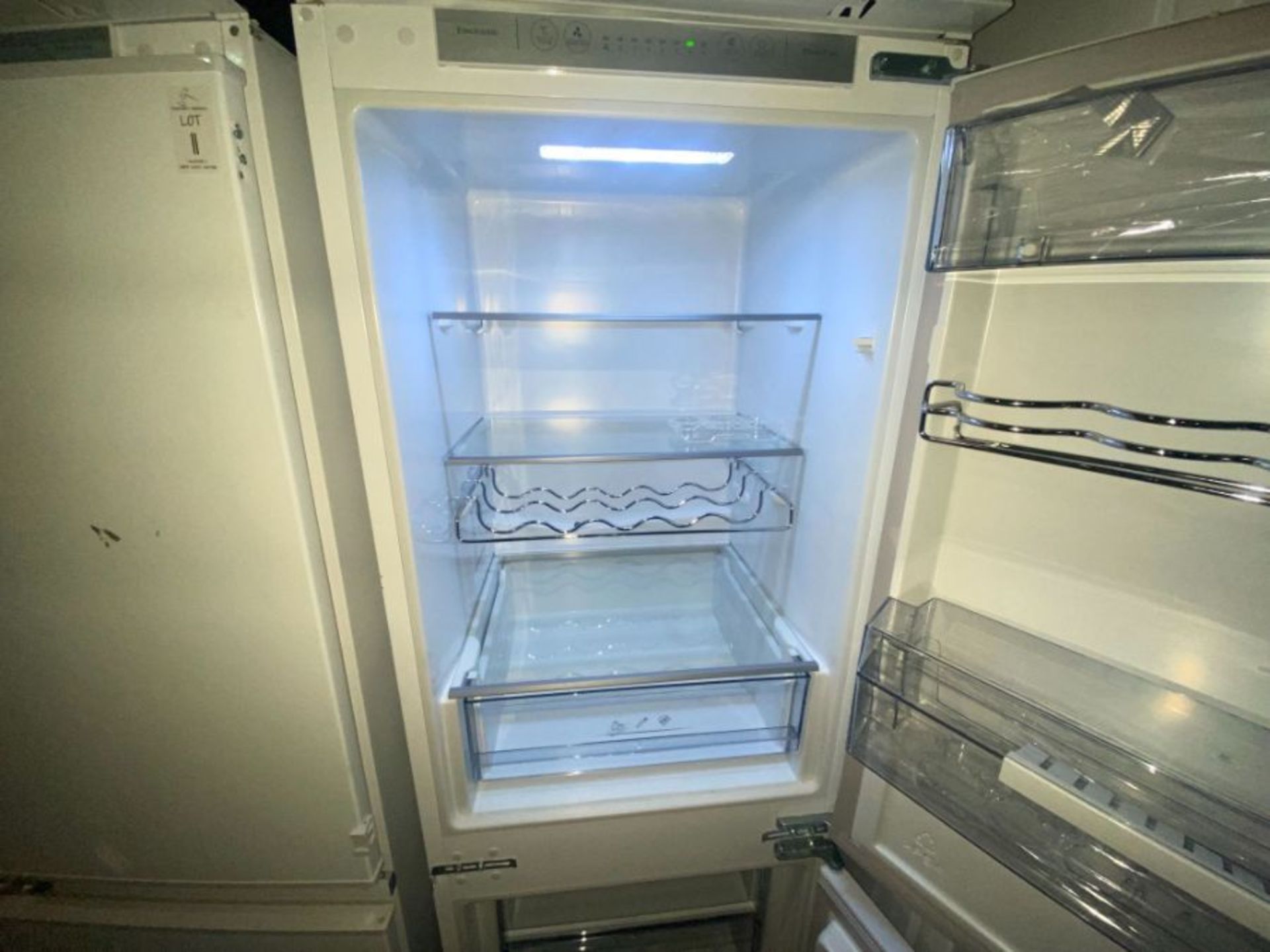 KENWOOD INTEGRATED FROST FREE FRIDGE FREEZER - KIFF5020 (OPENS TO THE RIGHT) - Image 3 of 5