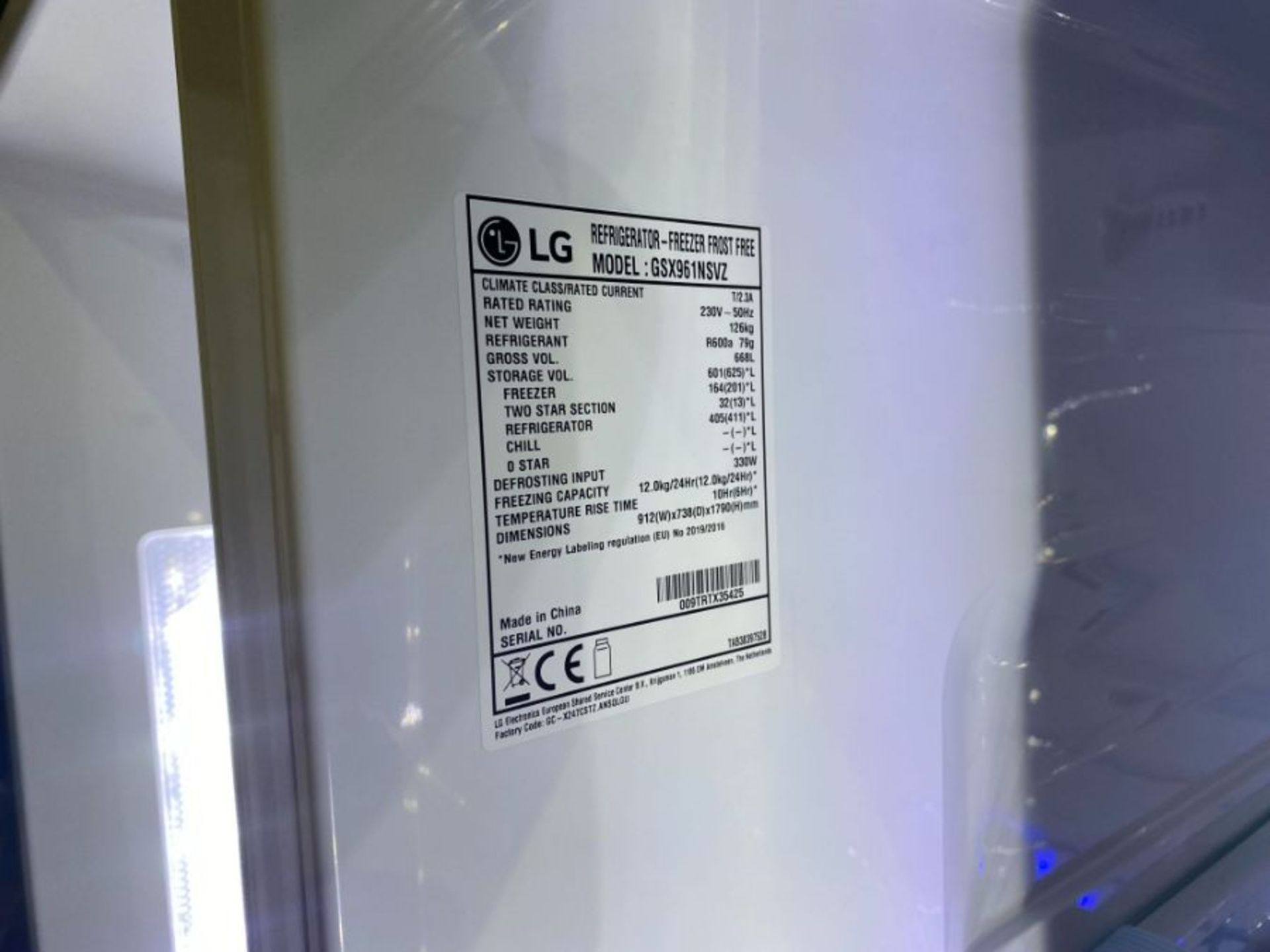 LG THINQ INVERTER LINEAR AMERICAN STYLE FRIDGE FREEZER W/ BUILT-IN ICE/FILTERED WATER DISPENSER & - Image 6 of 6