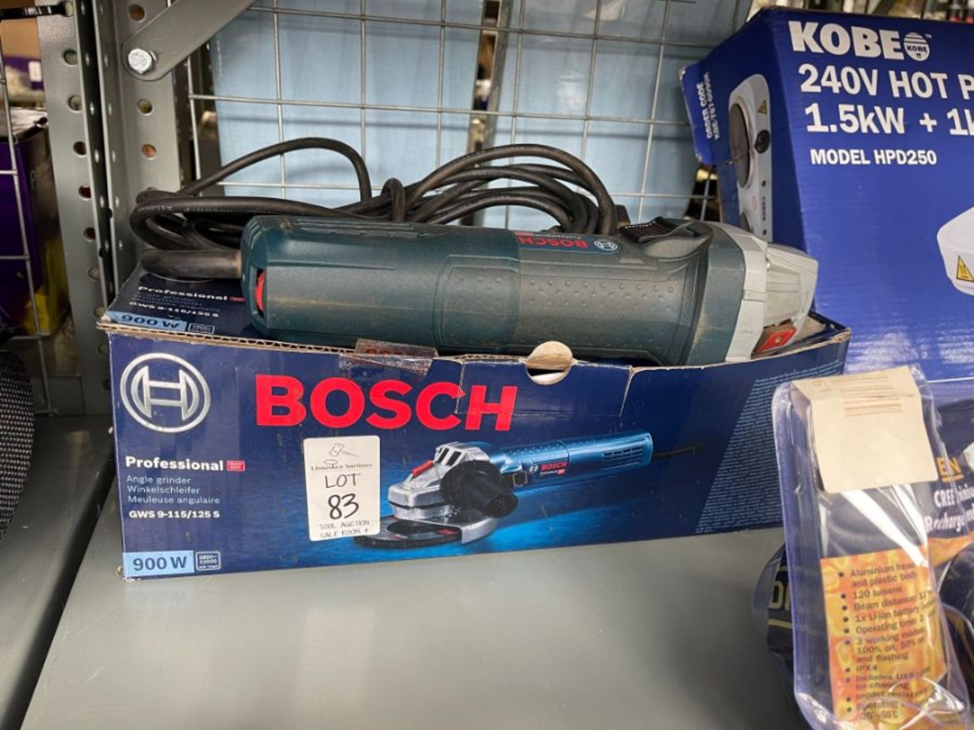 BOSCH 240V PROFESSIONAL HEAVY DUTY ANGLE GRINDER - GWS 9-115/125S