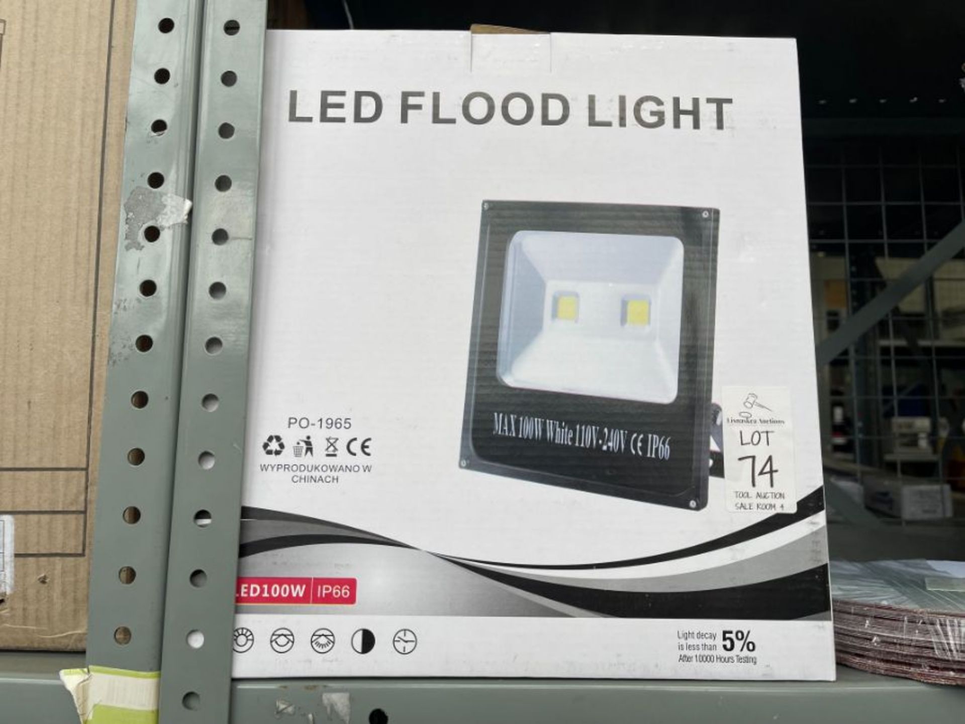 100W LED FLOOD LIGHT