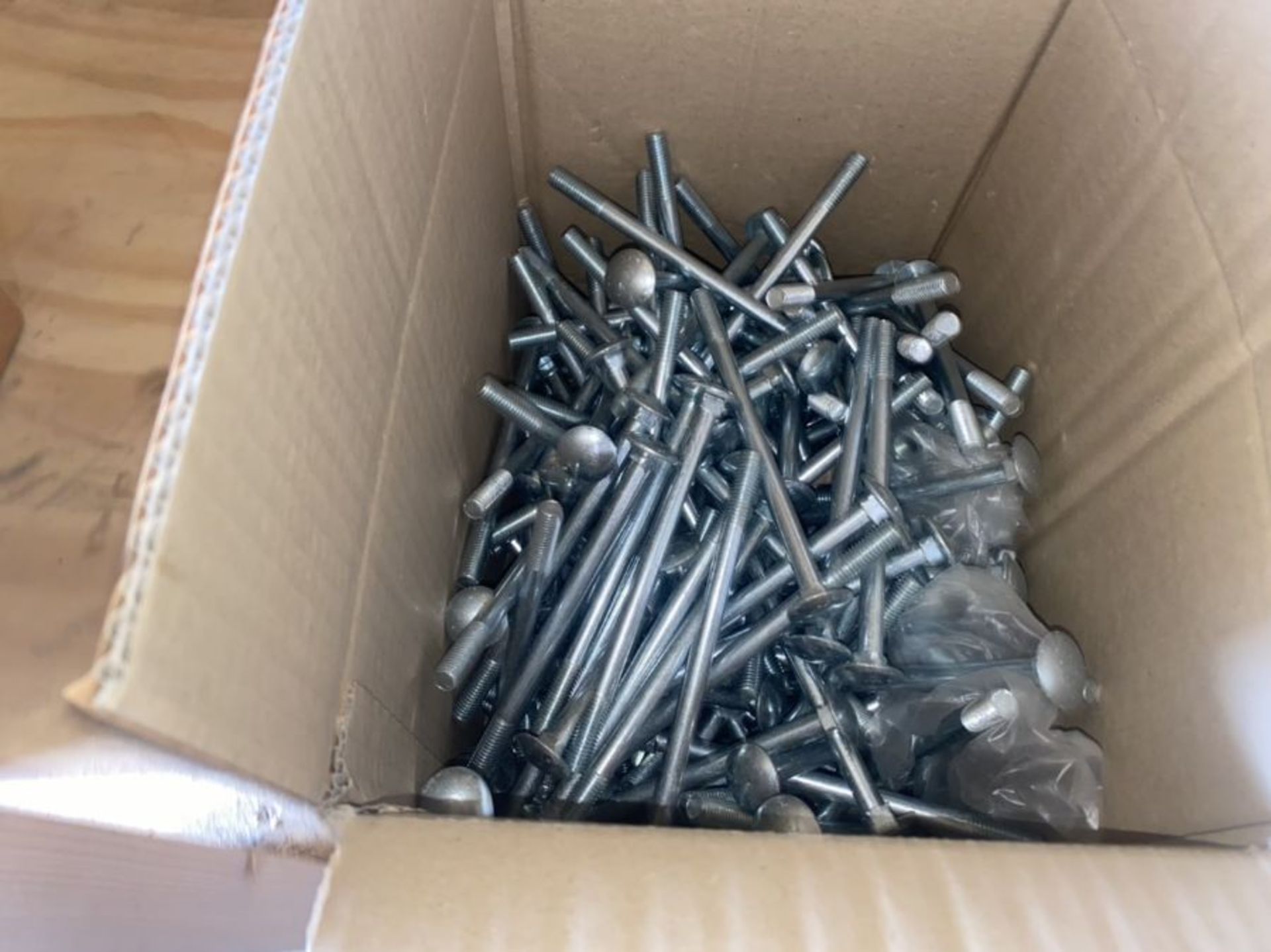 LARGE BOX OF NUTS/BOLTS