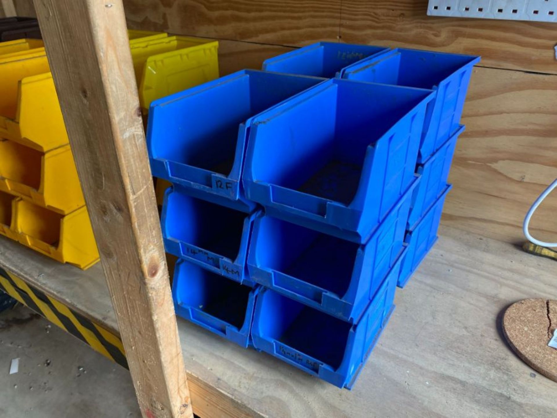 12X BLUE BARTON STACKABLE STORAGE TUBS - Image 2 of 2