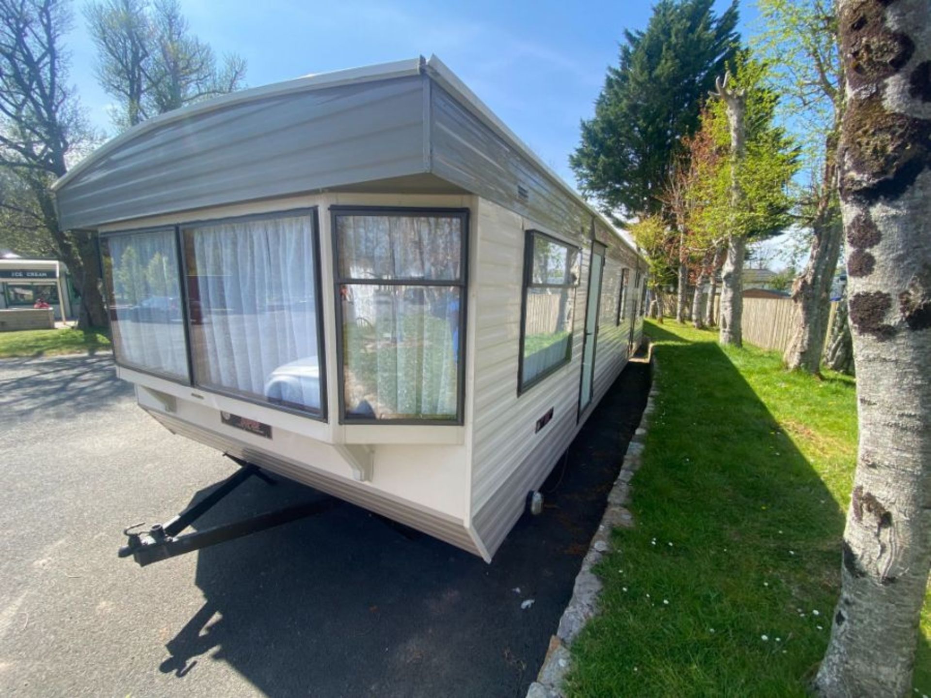 ATLAS SHERWOOD SUPER 35FT X 12FT - 2 BEDROOM STATIC CARAVAN C/W COOKER/FRIDGE/GAS BOILER/GAS - Image 24 of 60