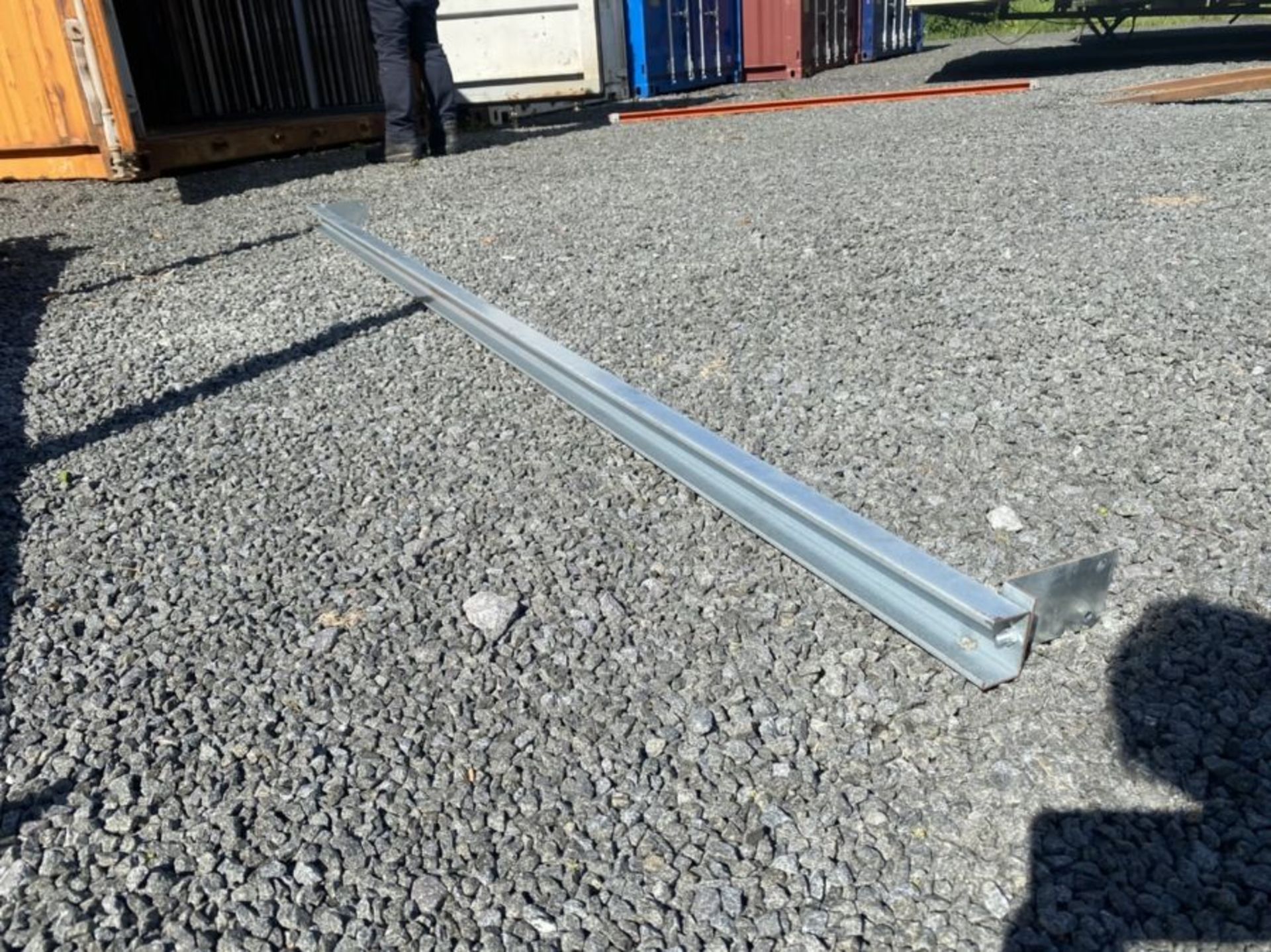 10X GALVANISED CHANNEL WITH BRACKETS (9FT) - Image 2 of 3