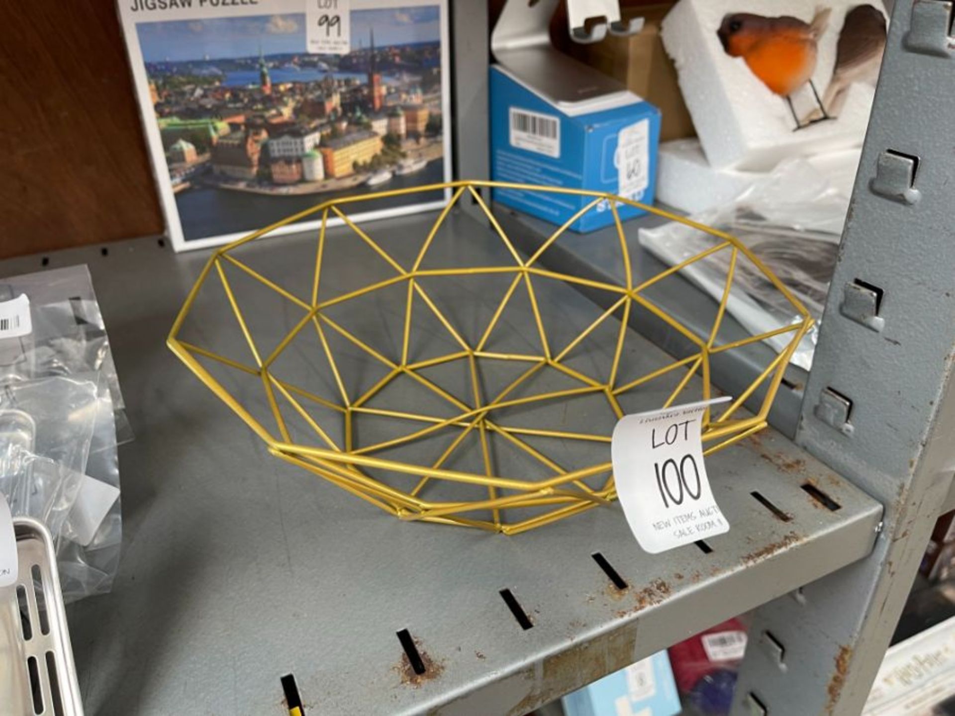 GEOMETRIC GOLD DESIGN FRUIT BOWL (NEW)