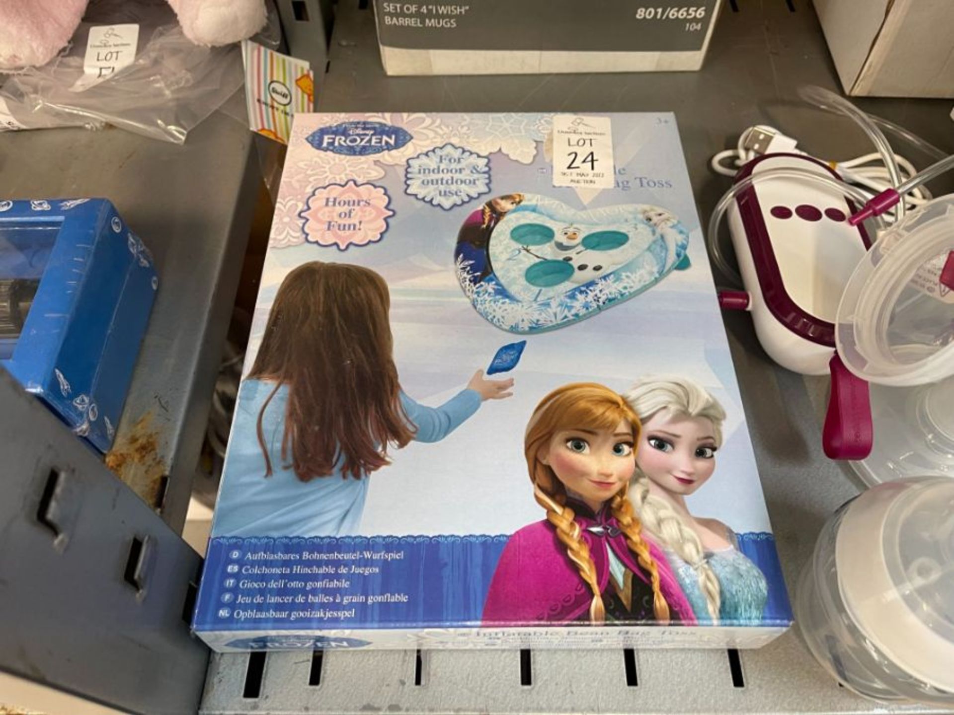 DISNEY FROZEN INFLATABLE BAG TOSS