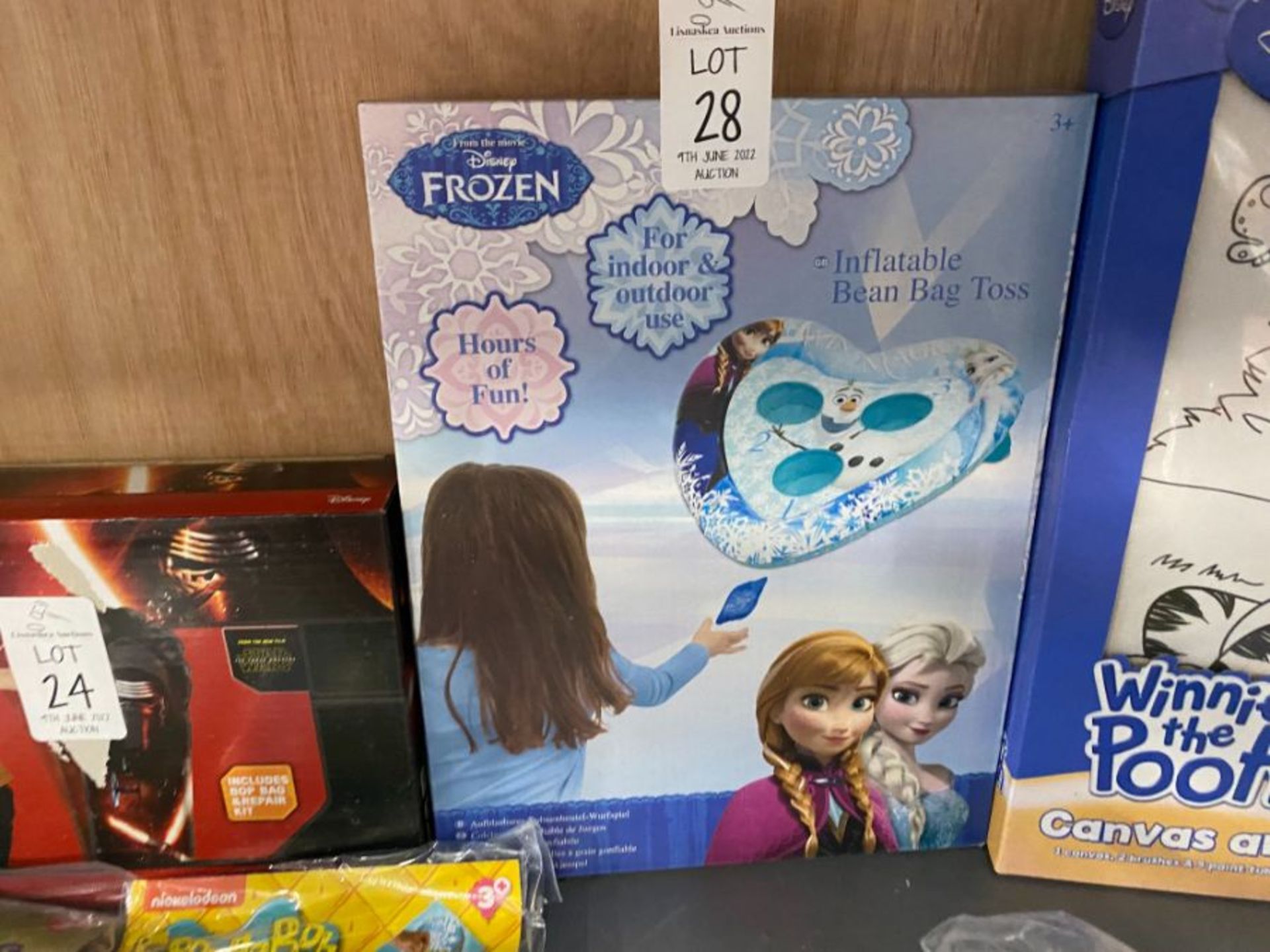 DISNEY FROZEN INFLATABLE BEAN BAG TOSS