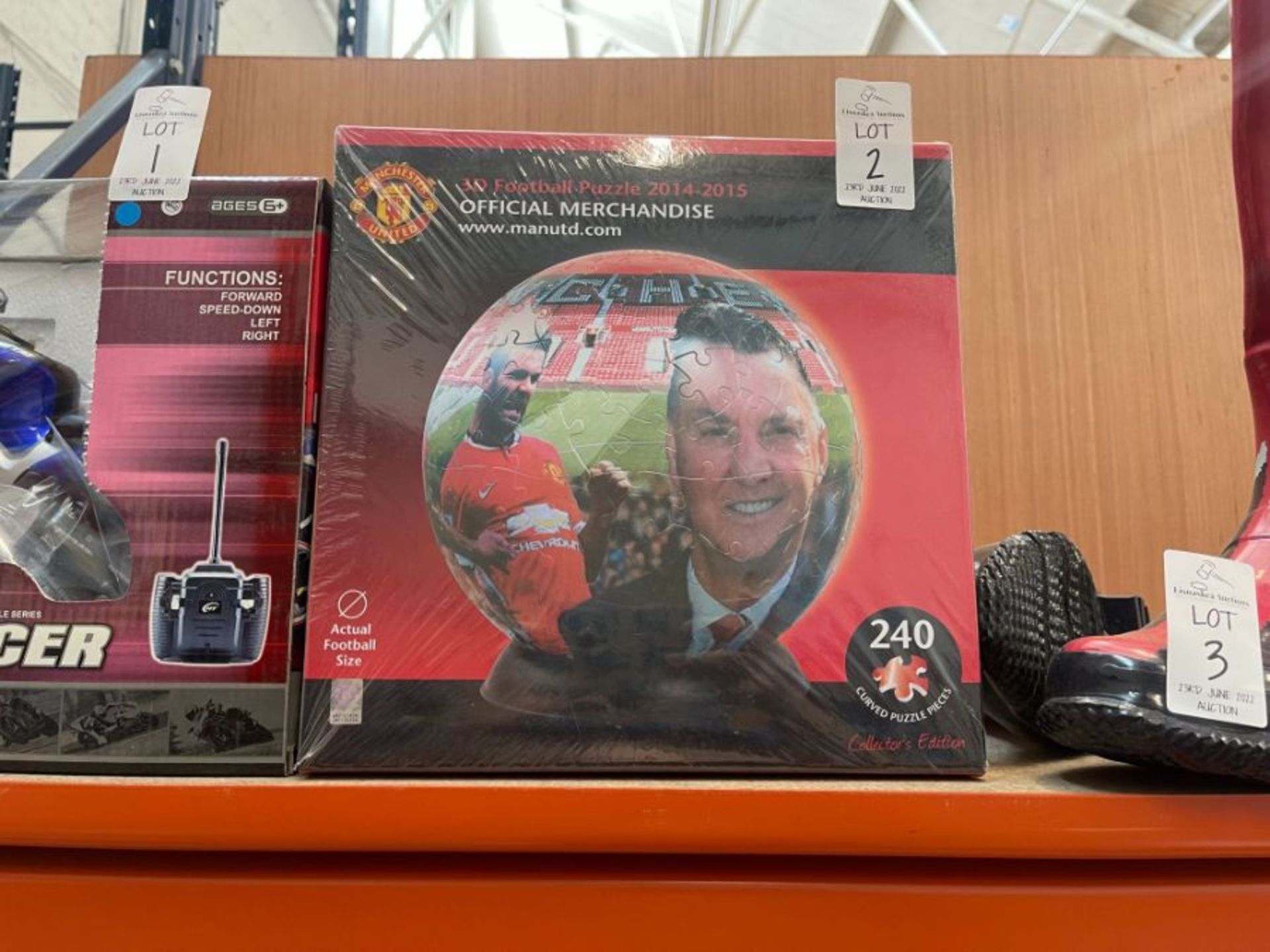 MANCHESTER UNITED 3D FOOTBALL PUZZLE NEW