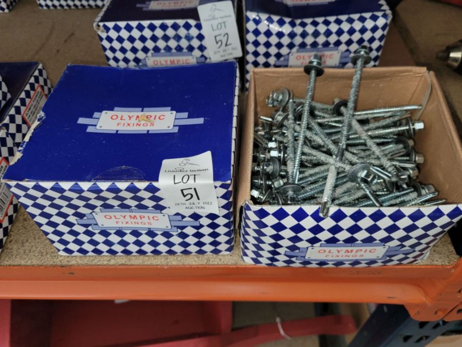 OLYMPIC FIXING BOX OF SCREWS X3