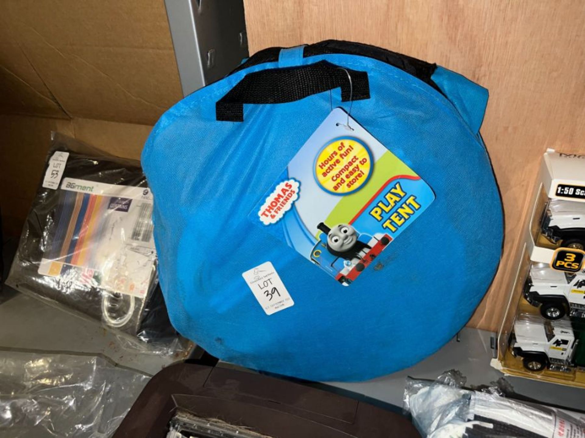 THOMAS THE TANK ENGINE PLAY TENT